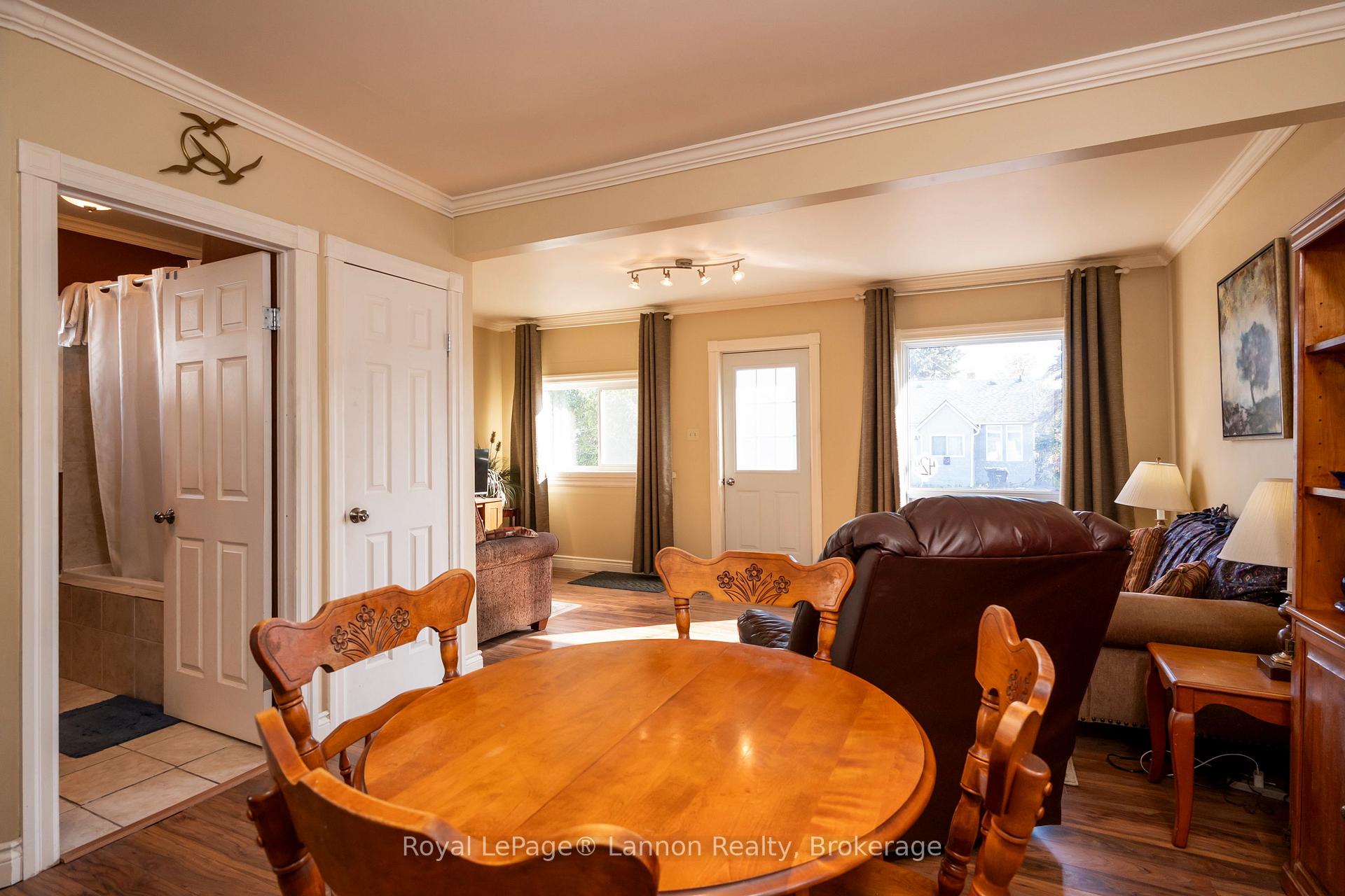 Photo 17 of 424 Merrill Street, Thunder Bay, Current River — HOMEH