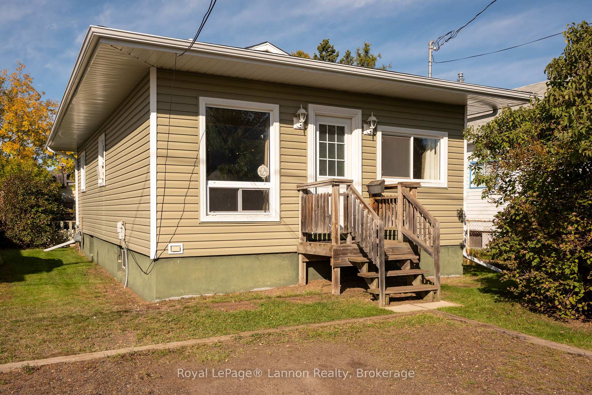 Photo 40 of 424 Merrill Street, Thunder Bay, Current River — HOMEH