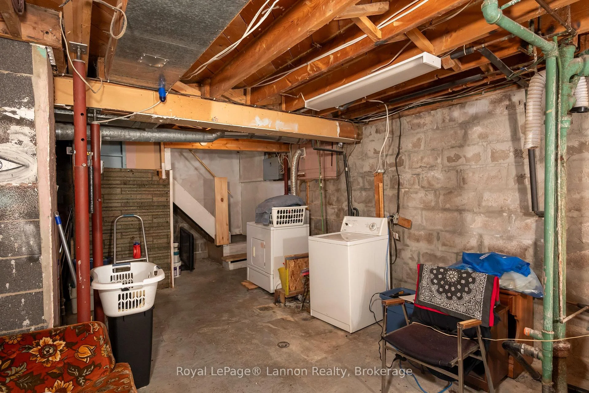 Photo 32 of 424 Merrill Street, Thunder Bay, Current River — HOMEH