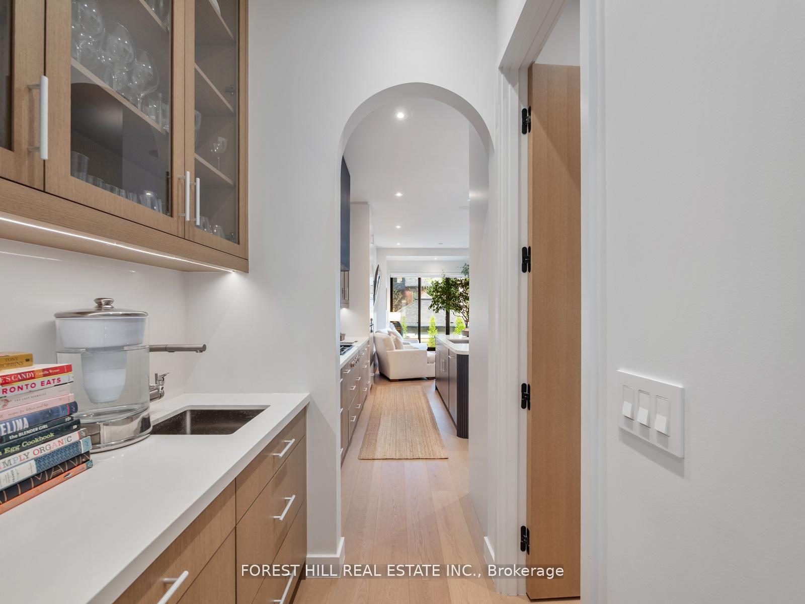 Photo 8 of 77 Kendal Avenue, Toronto, The Annex — HOMEH
