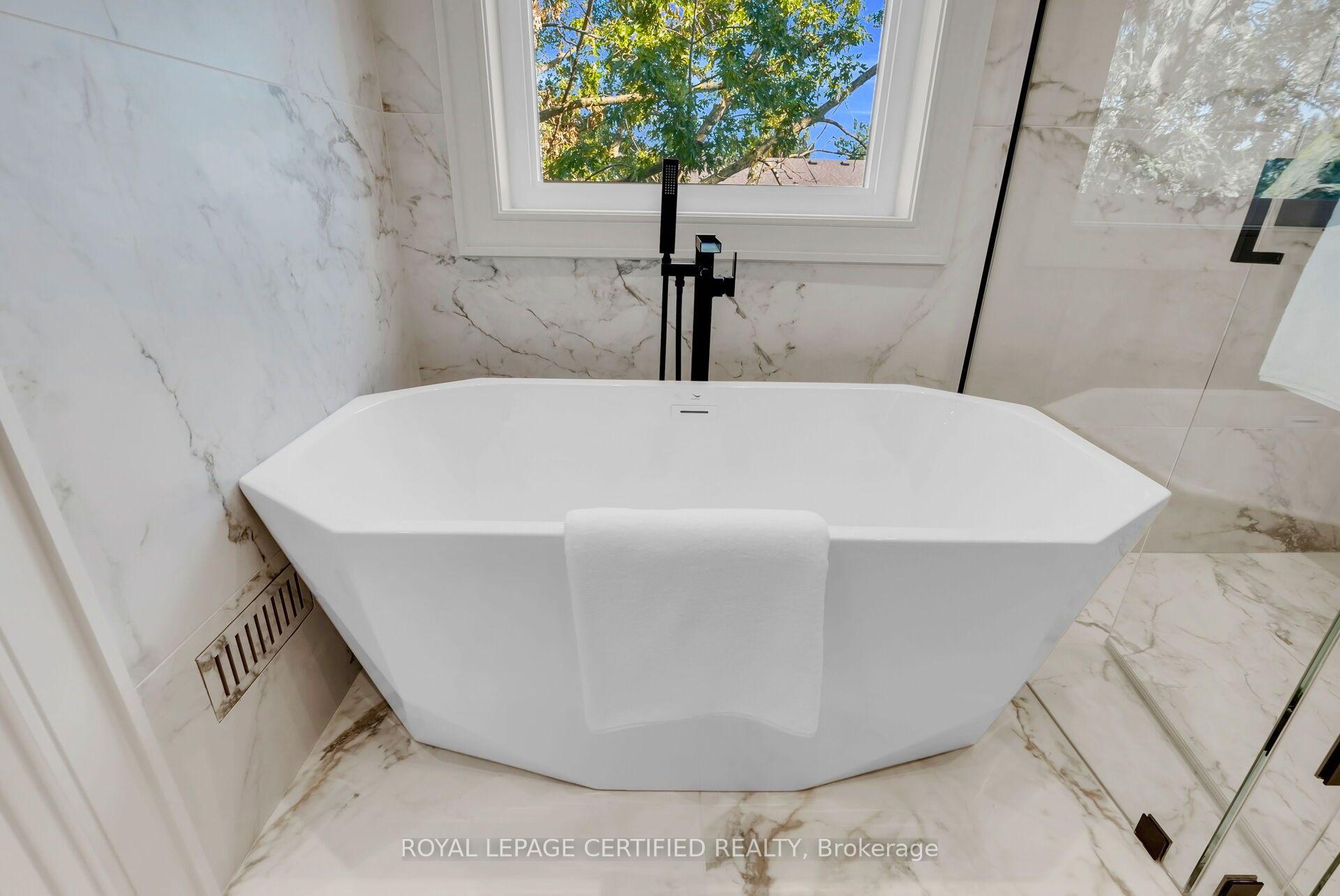 Photo 30 of 1374 Tansley Drive, Oakville, West — HOMEH