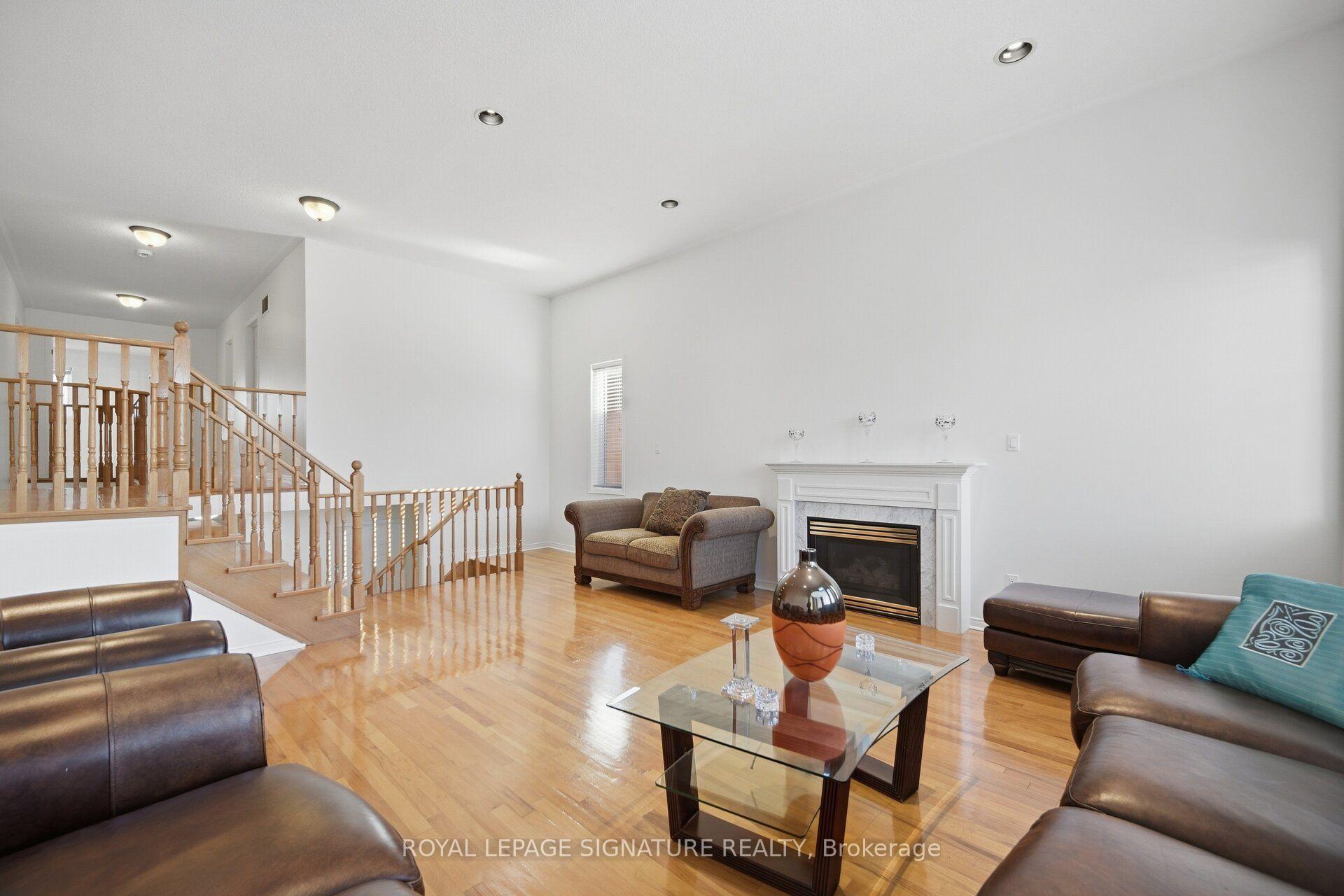 Photo 21 of 306 Cossack Court, Mississauga, Fairview — HOMEH