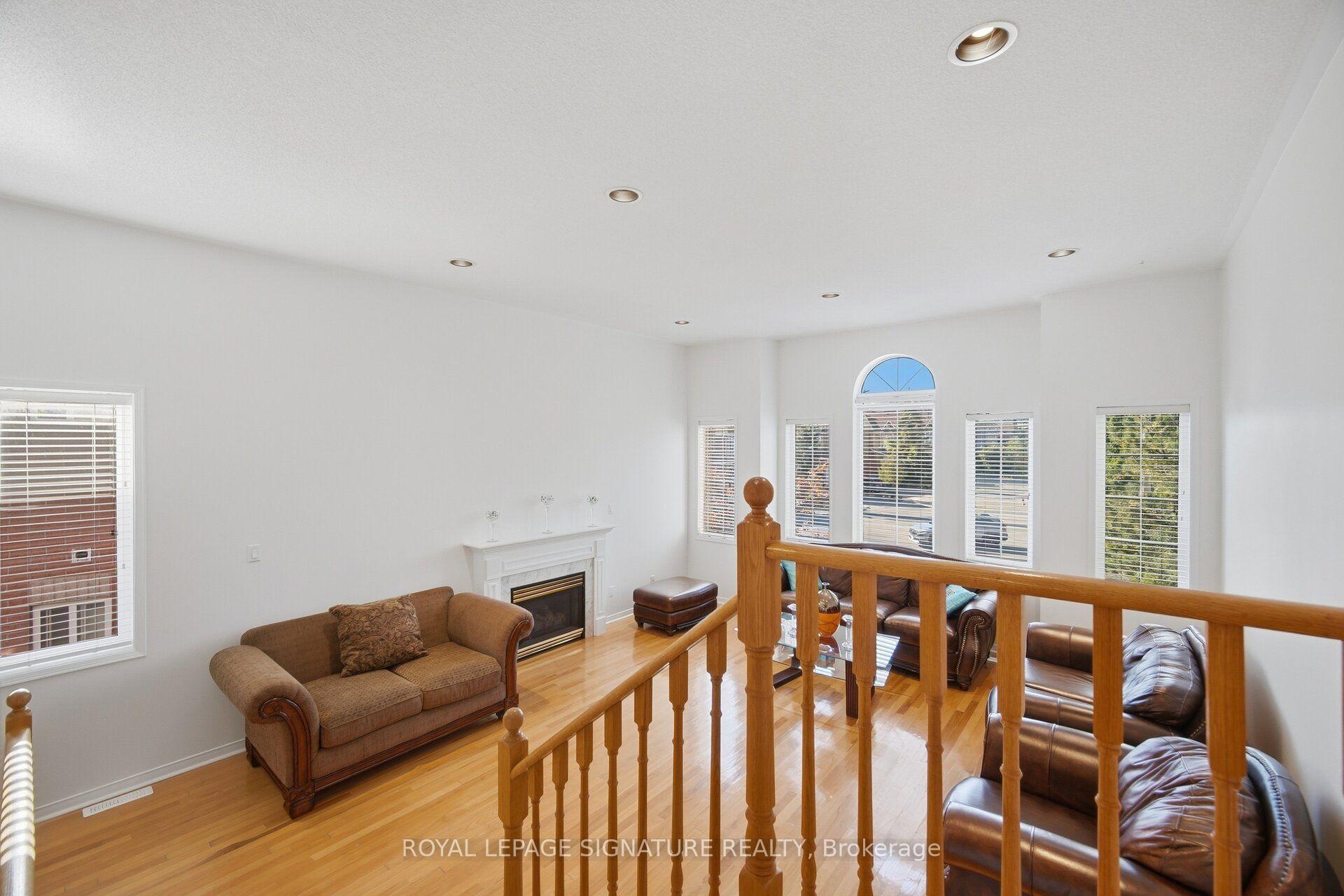 Photo 22 of 306 Cossack Court, Mississauga, Fairview — HOMEH