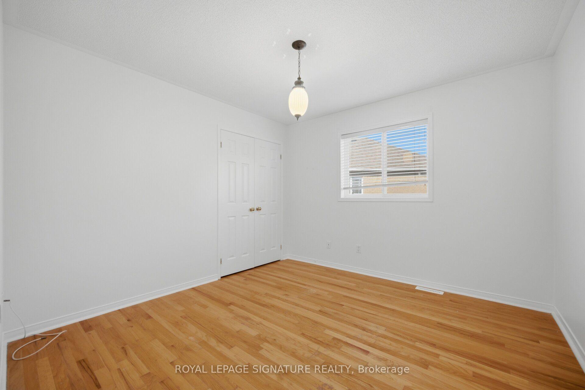 Photo 28 of 306 Cossack Court, Mississauga, Fairview — HOMEH