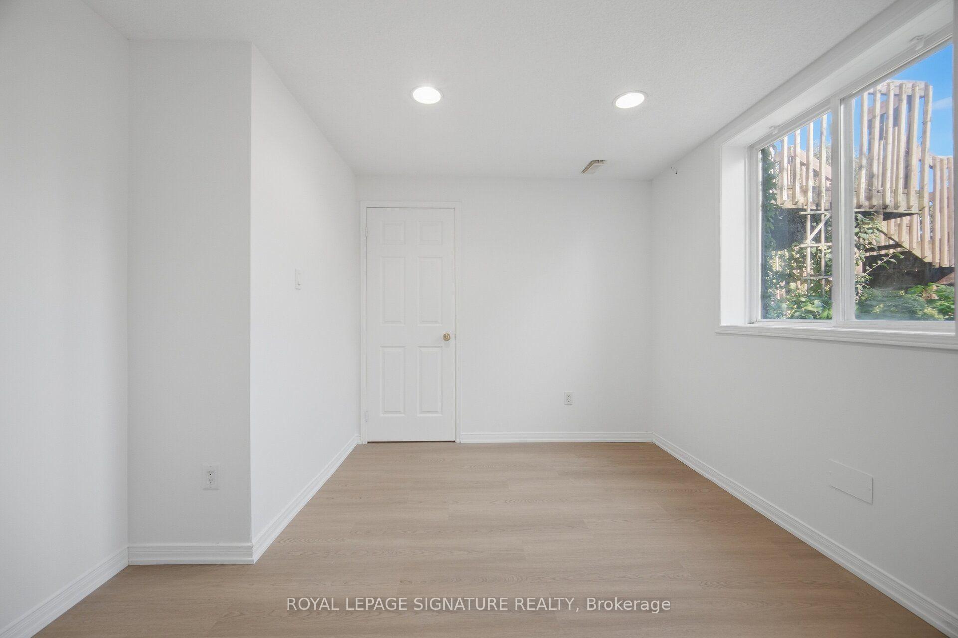 Photo 38 of 306 Cossack Court, Mississauga, Fairview — HOMEH