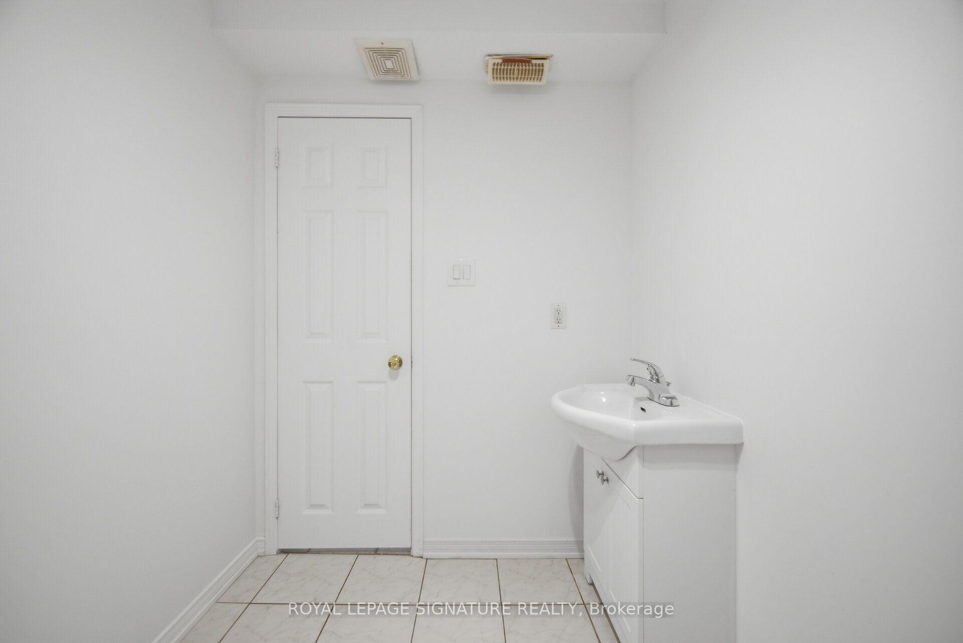 Photo 39 of 306 Cossack Court, Mississauga, Fairview — HOMEH