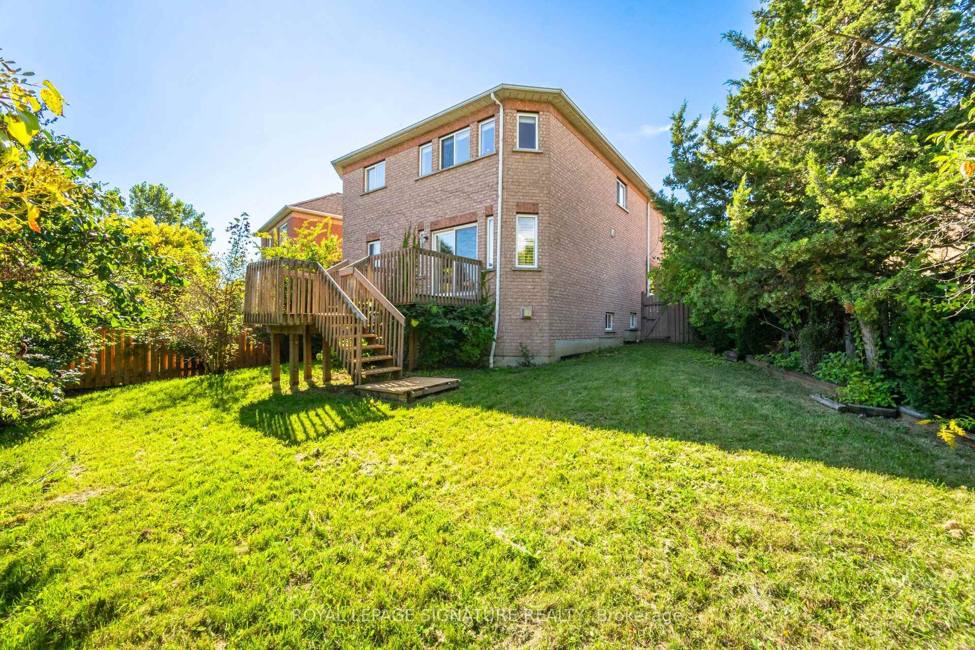 Photo 47 of 306 Cossack Court, Mississauga, Fairview — HOMEH