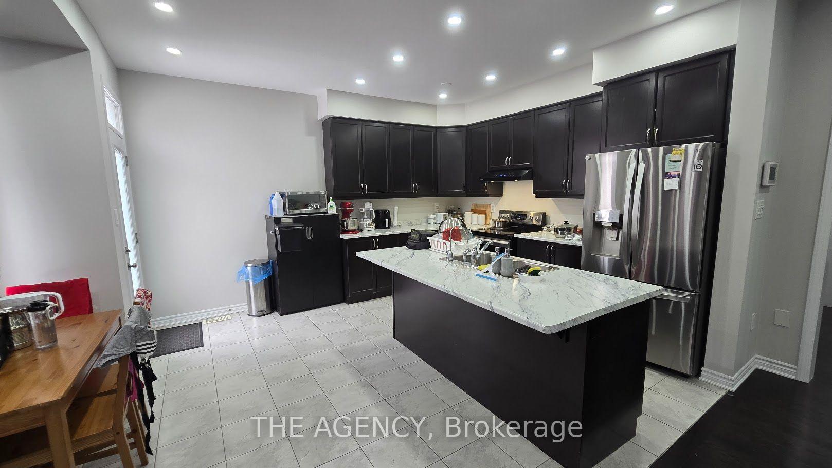 Photo 10 of 57 Leadenhall Road, Brampton, Northwest Brampton — HOMEH