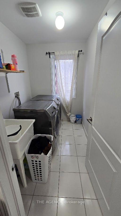Photo 21 of 57 Leadenhall Road, Brampton, Northwest Brampton — HOMEH