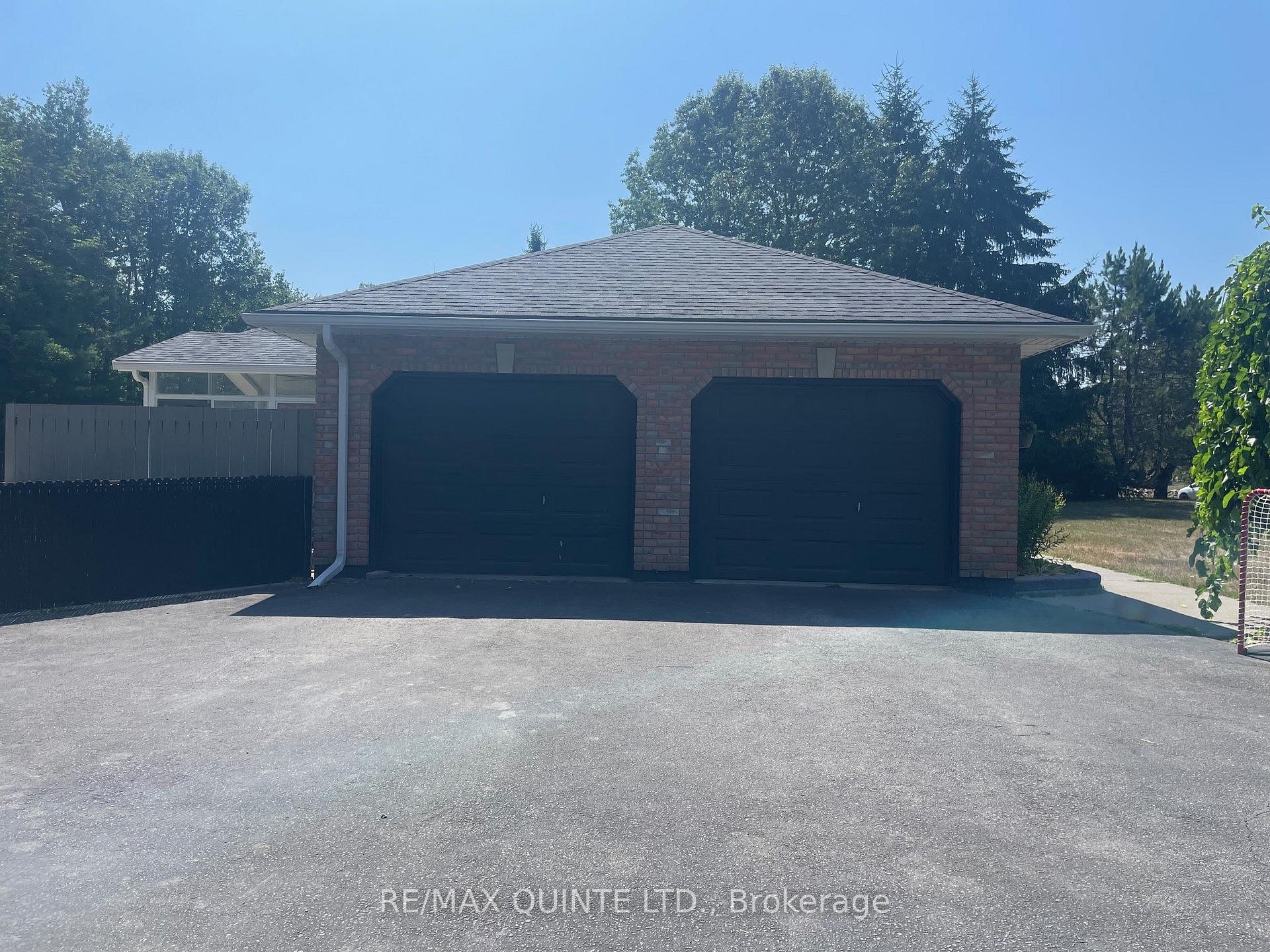 Photo 5 of 65 Glenburnie Drive, Quinte West, Murray Ward — HOMEH