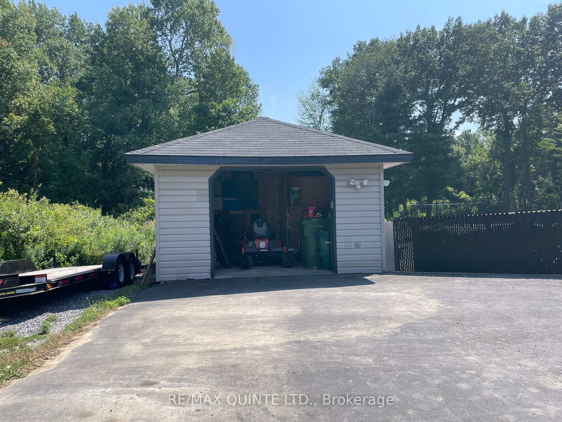 Photo 8 of 65 Glenburnie Drive, Quinte West, Murray Ward — HOMEH