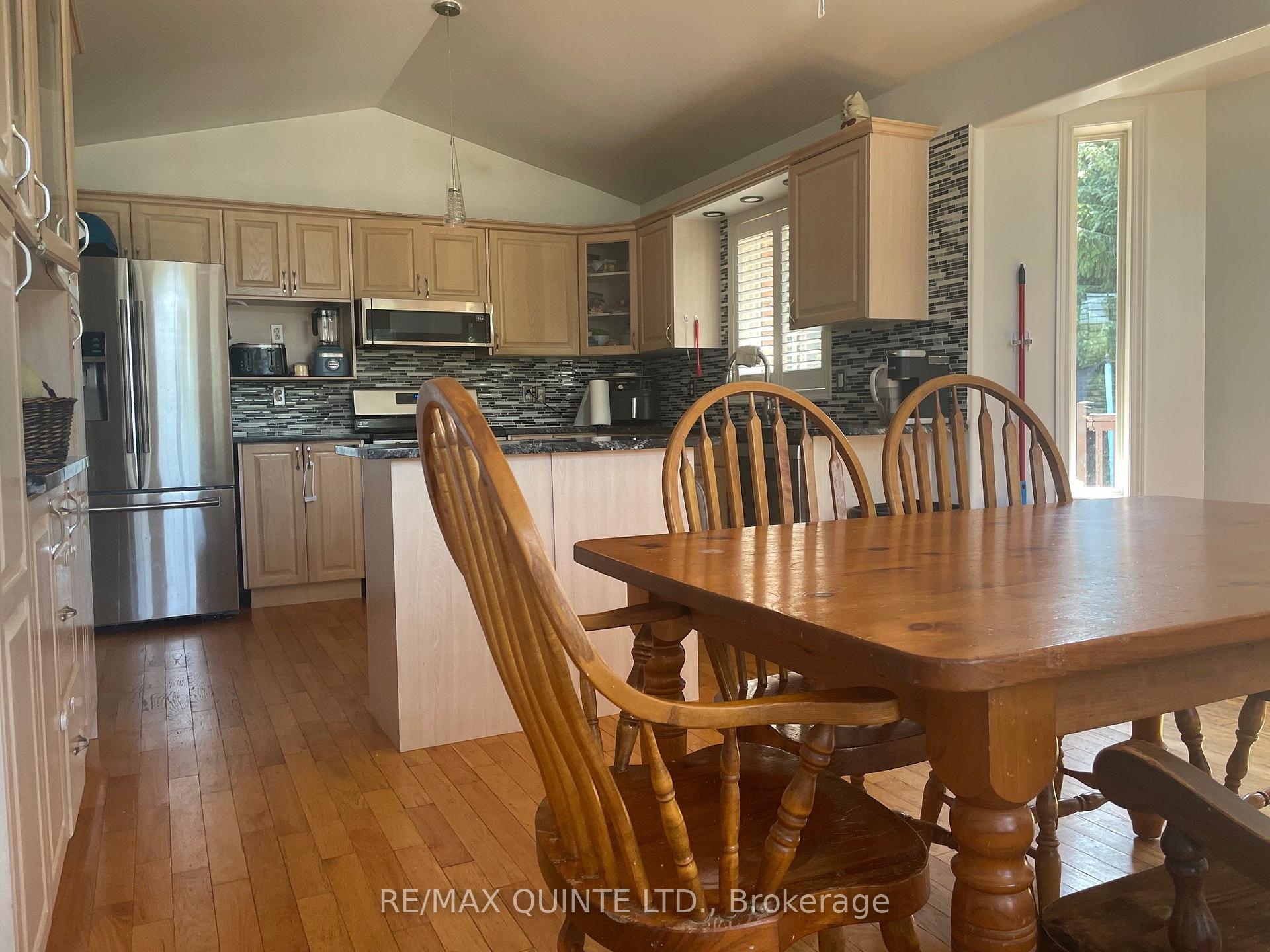 Photo 13 of 65 Glenburnie Drive, Quinte West, Murray Ward — HOMEH