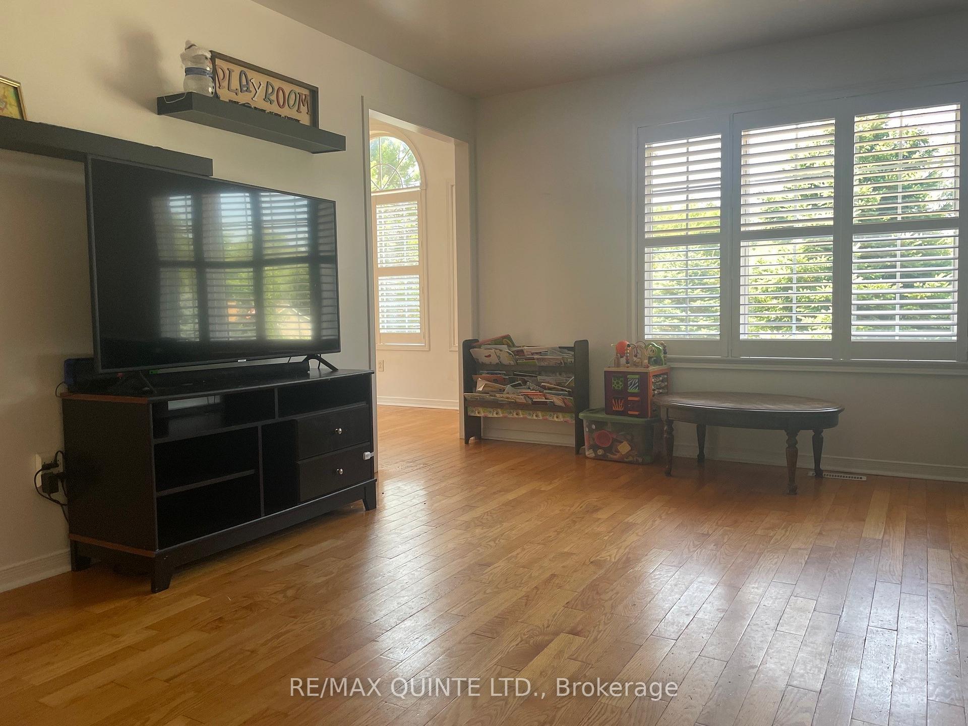 Photo 21 of 65 Glenburnie Drive, Quinte West, Murray Ward — HOMEH
