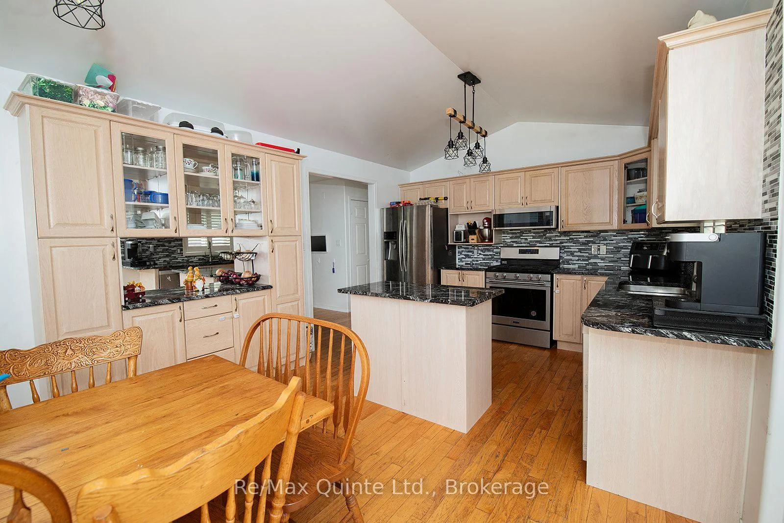 Photo 27 of 65 Glenburnie Drive, Quinte West, Murray Ward — HOMEH