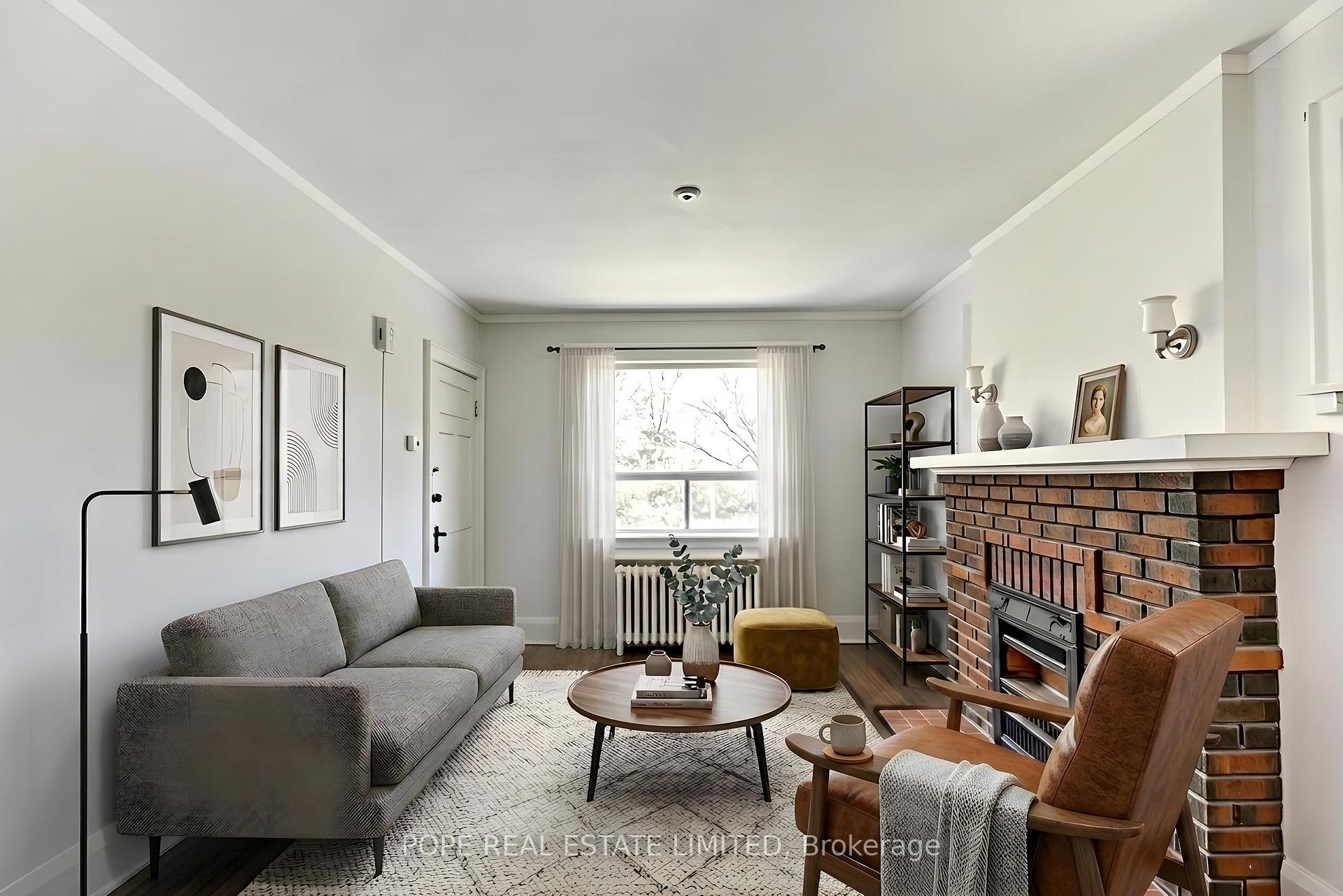 Photo 13 of 18 Edgewood Avenue, Toronto, Woodbine Corridor — HOMEH