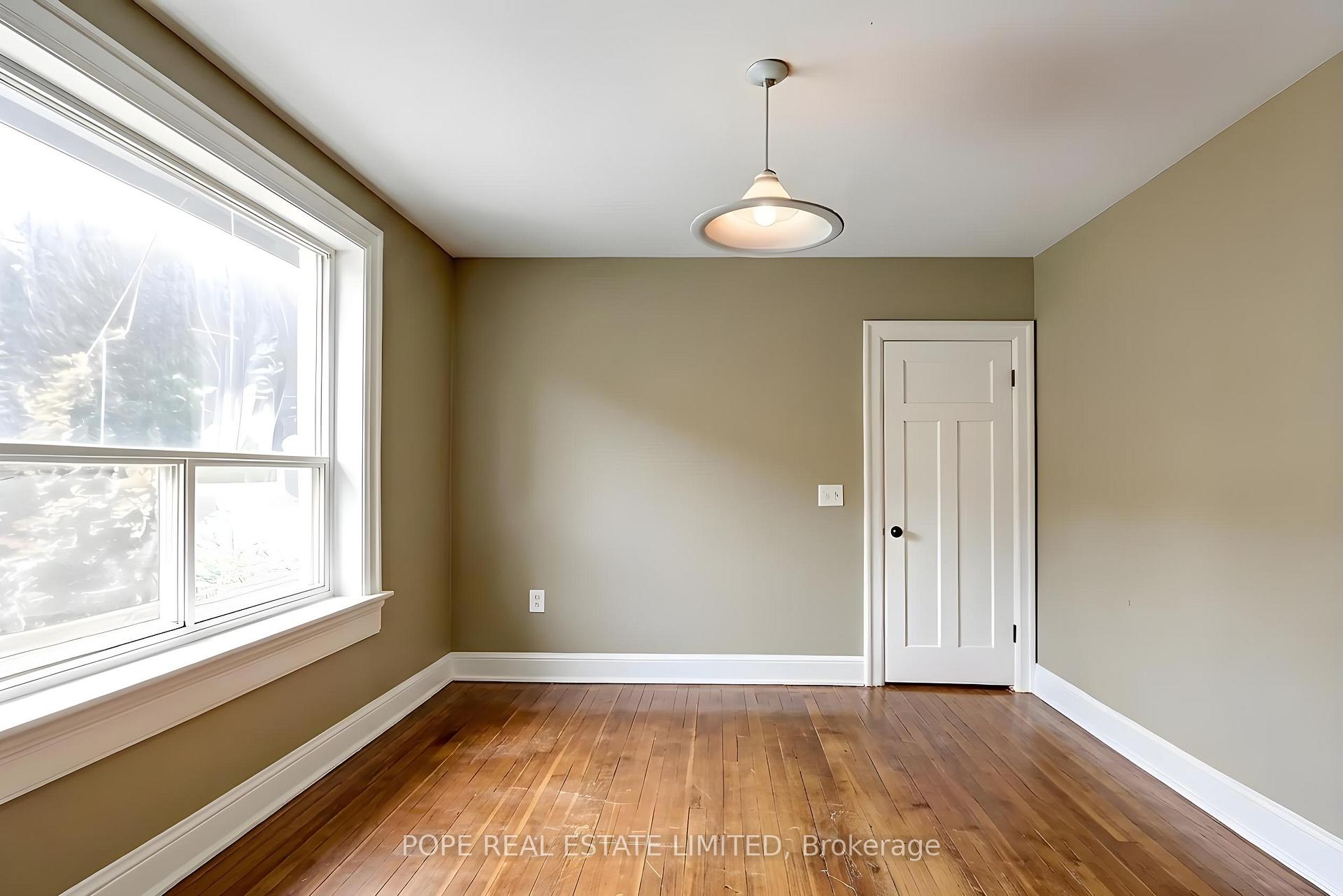 Photo 25 of 18 Edgewood Avenue, Toronto, Woodbine Corridor — HOMEH