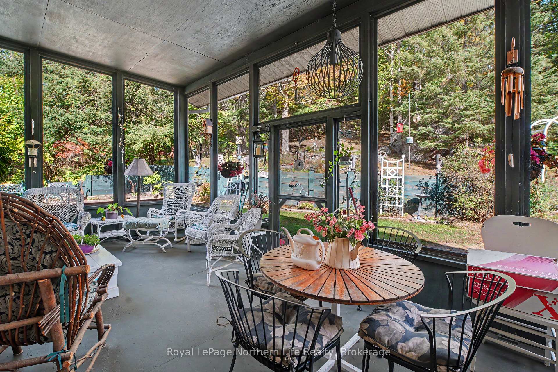 Photo 23 of 534 pinecreek Road S, Callander — HOMEH