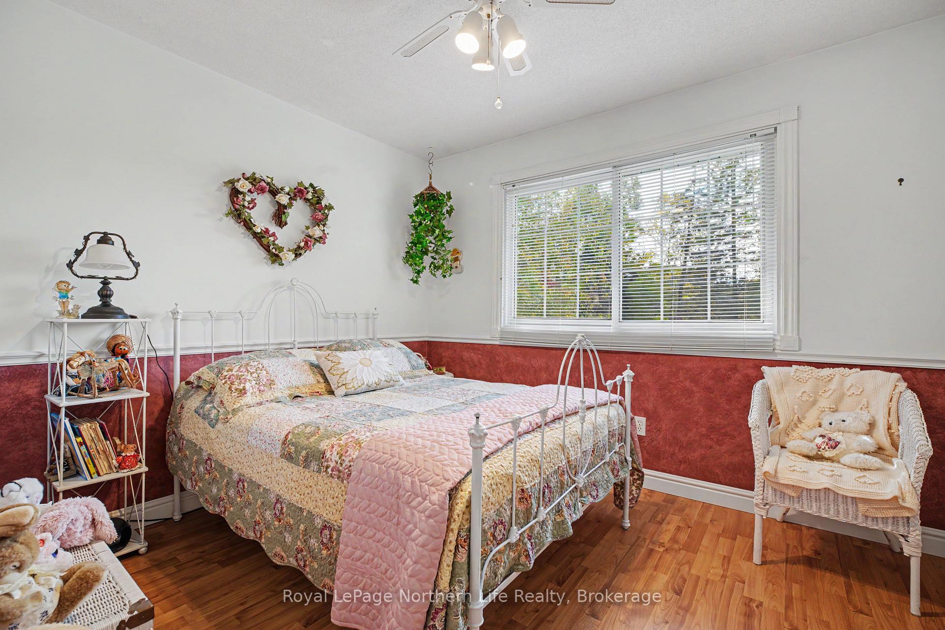 Photo 34 of 534 pinecreek Road S, Callander — HOMEH