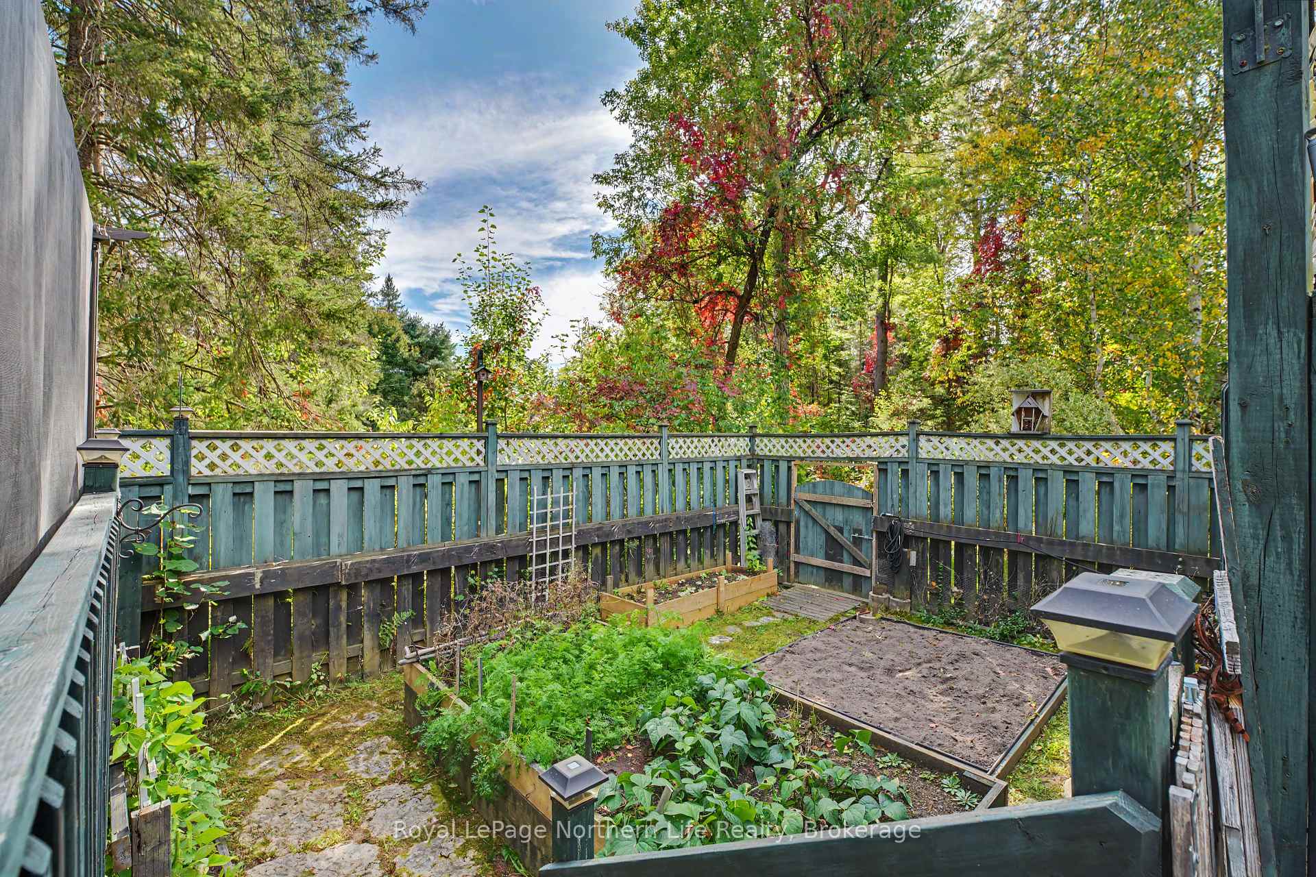 Photo 46 of 534 pinecreek Road S, Callander — HOMEH