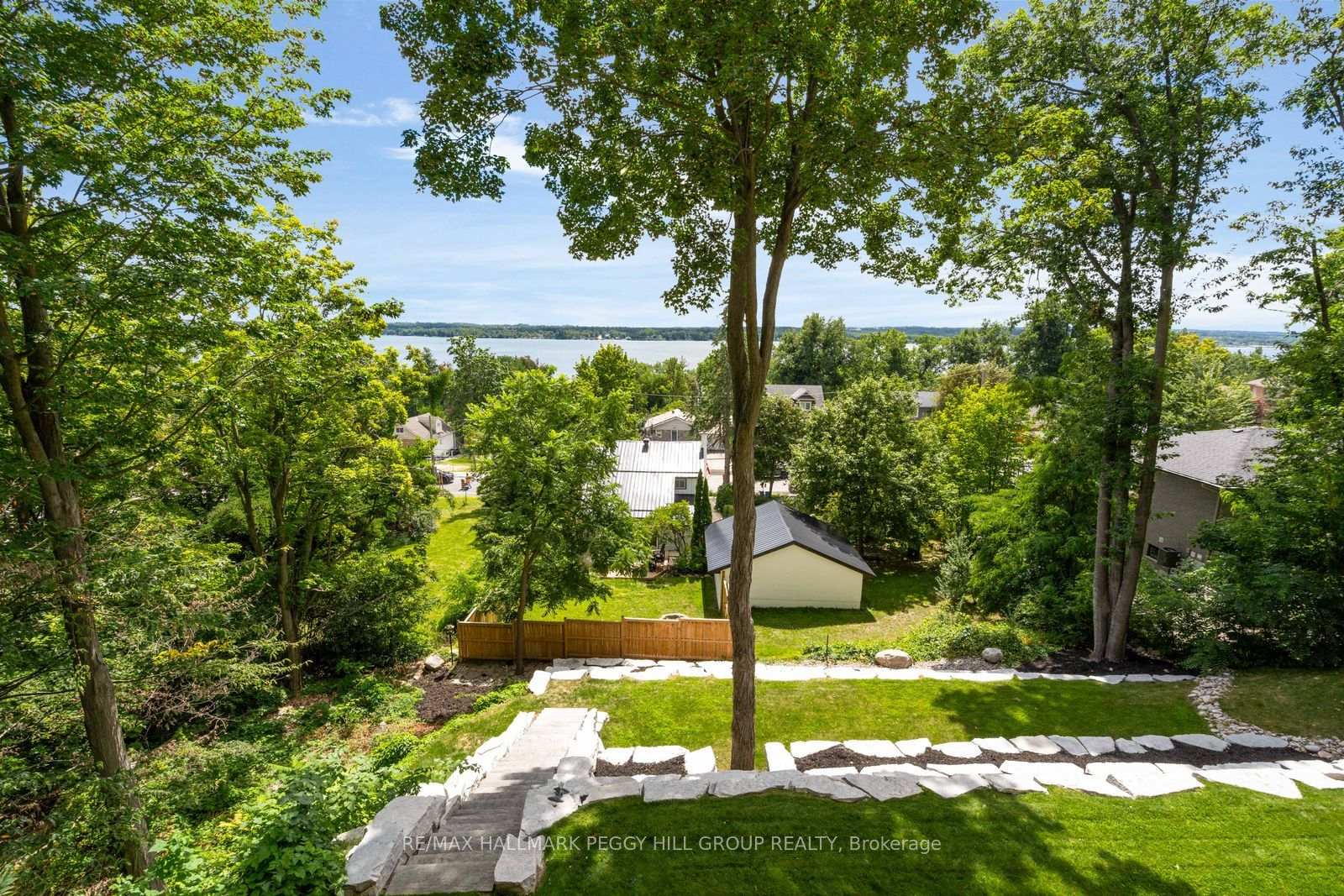 Photo 28 of 11 Crestwood Drive, Barrie, North Shore — HOMEH