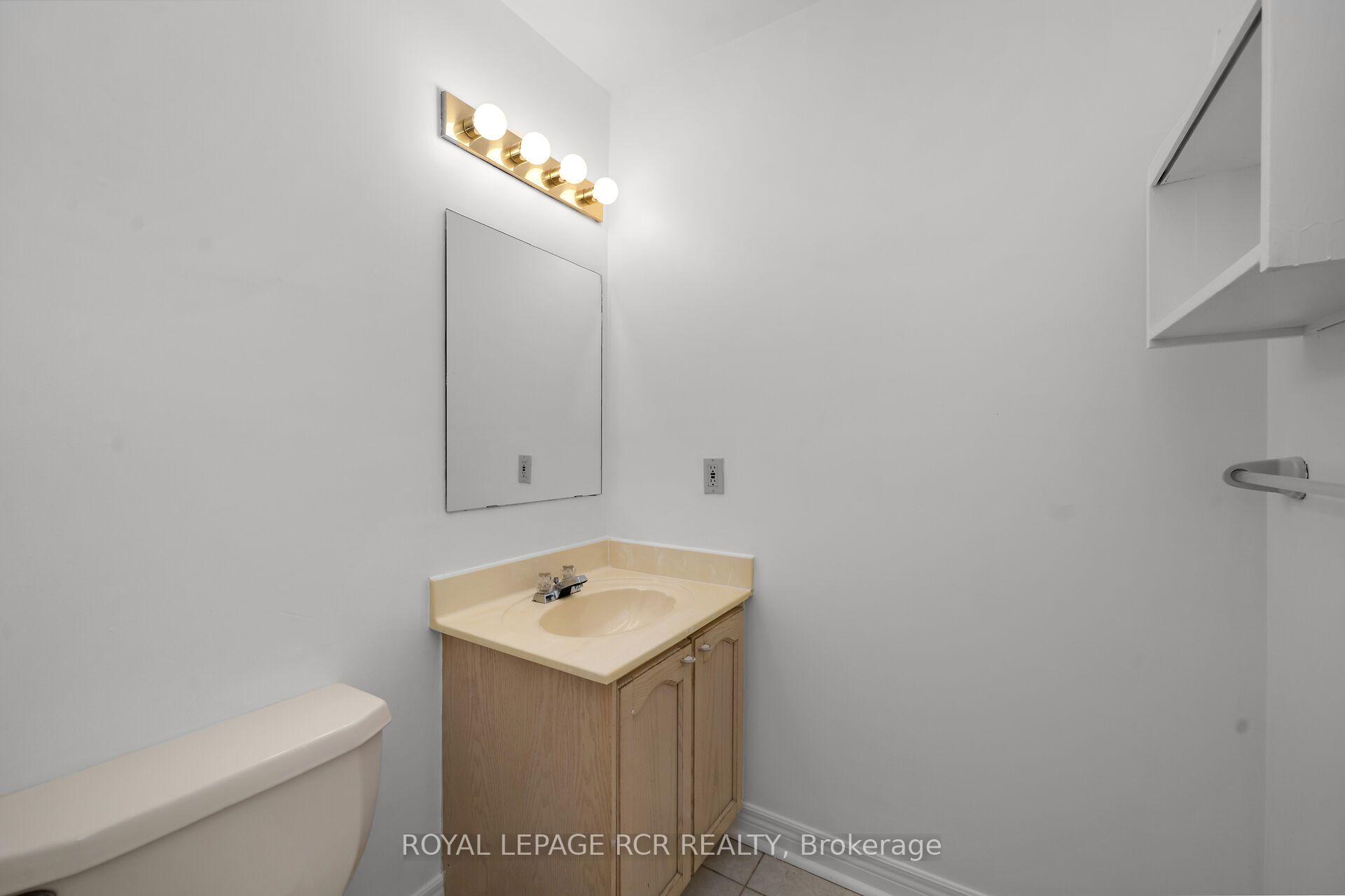 Photo 11 of 48 Esplanade Road, Brampton, Southgate — HOMEH