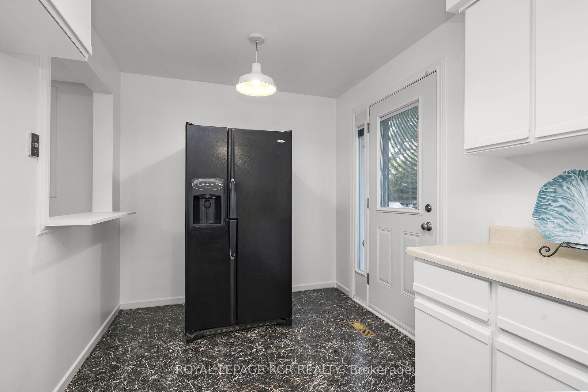Photo 20 of 48 Esplanade Road, Brampton, Southgate — HOMEH