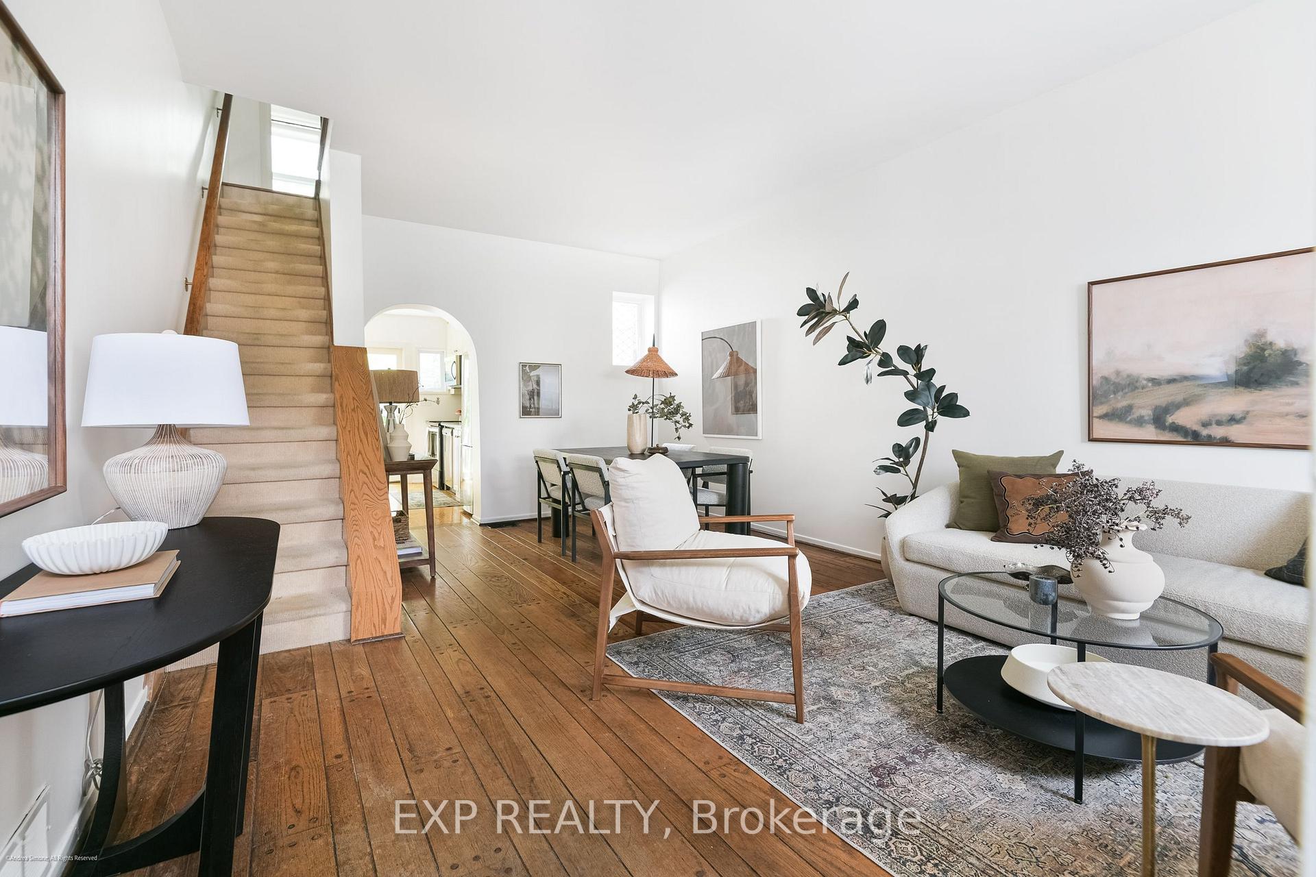 Photo 5 of 29 Belmont Street, Toronto, The Annex — HOMEH