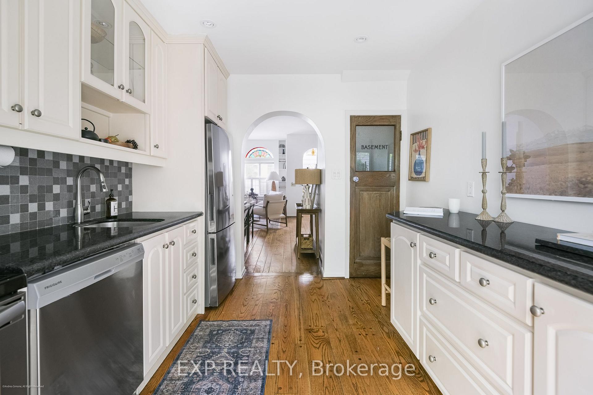 Photo 19 of 29 Belmont Street, Toronto, The Annex — HOMEH