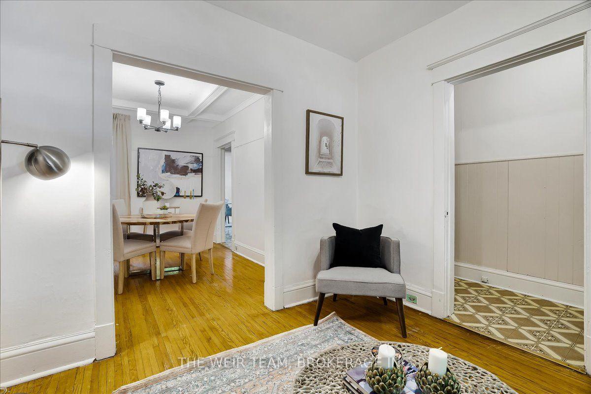 Photo 5 of 251 Ashdale Avenue, Toronto, Greenwood-Coxwell — HOMEH