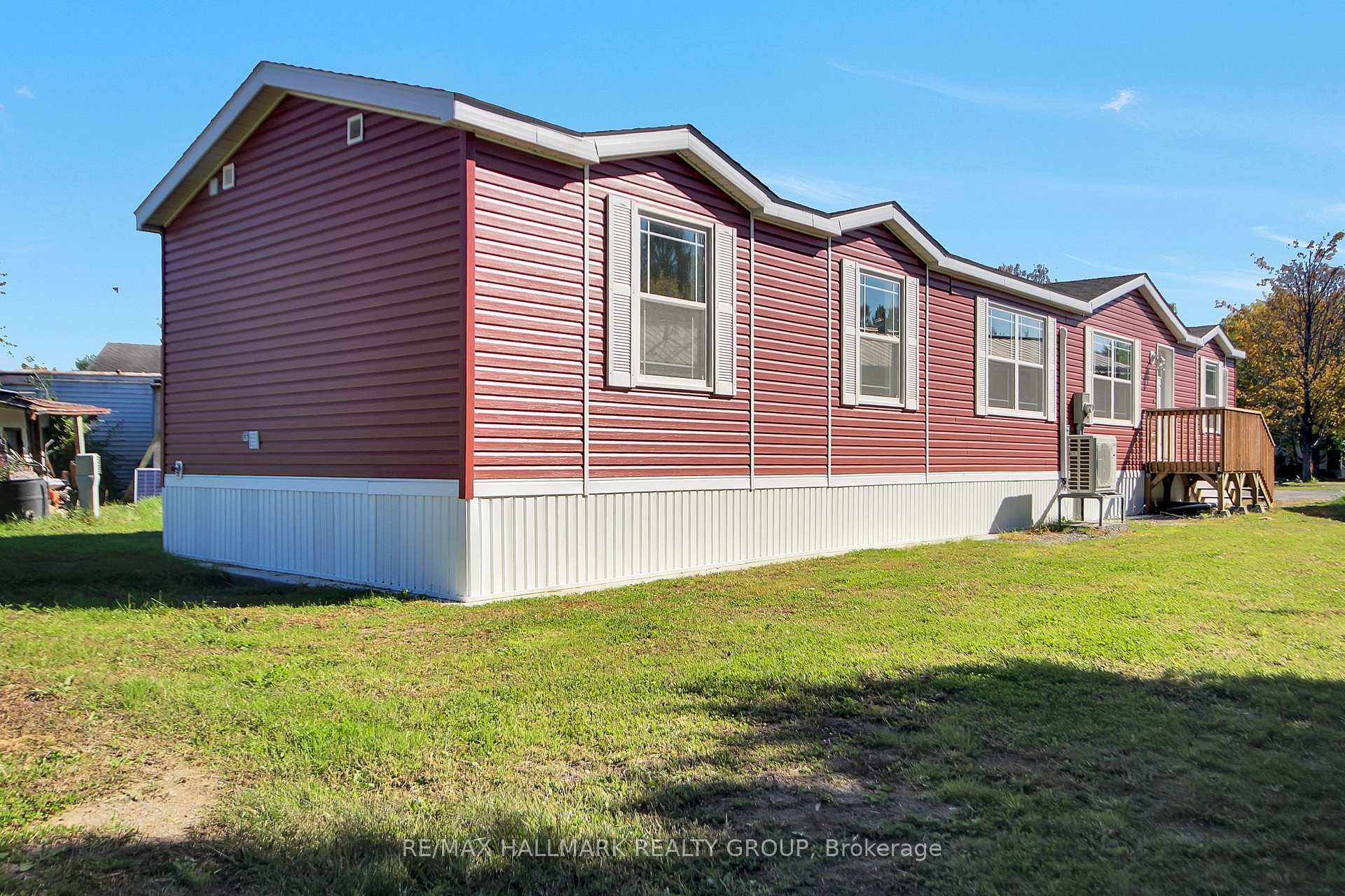 Photo of 1316 Sunflower Private