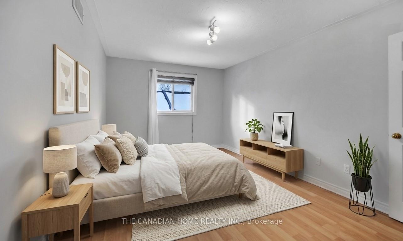 Photo 12 of 196 Lingham Street, Belleville, Belleville Ward — HOMEH