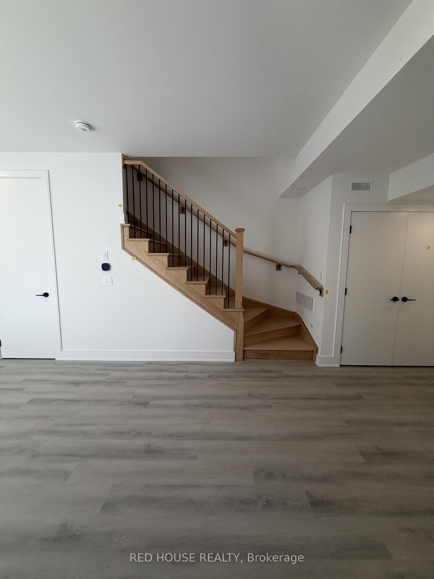 Photo 5 of 238 Ellis Avenue, St. Catharines, Oakdale — HOMEH
