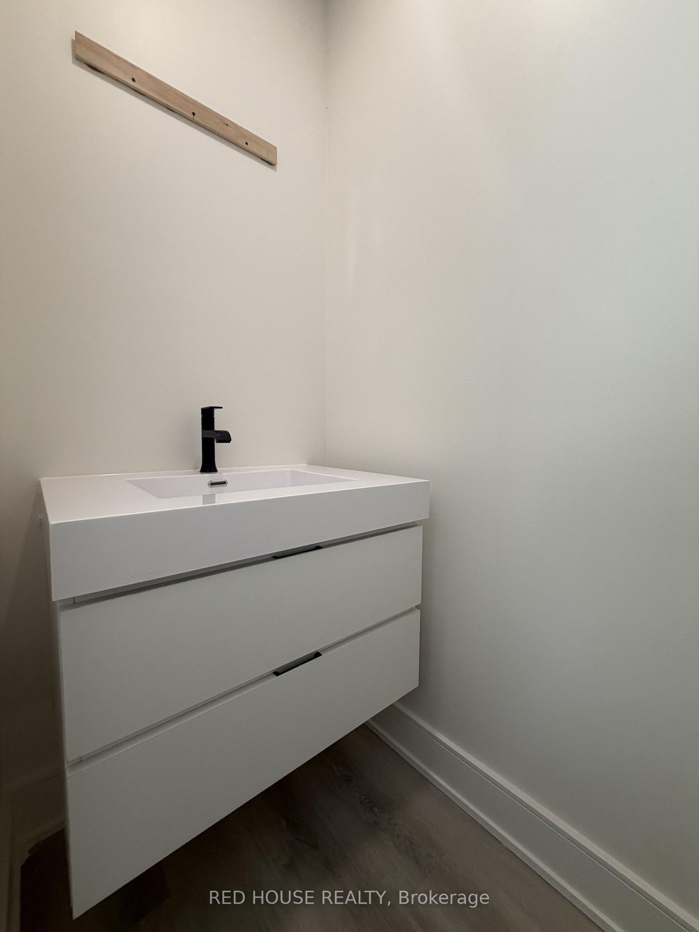 Photo 7 of 238 Ellis Avenue, St. Catharines, Oakdale — HOMEH