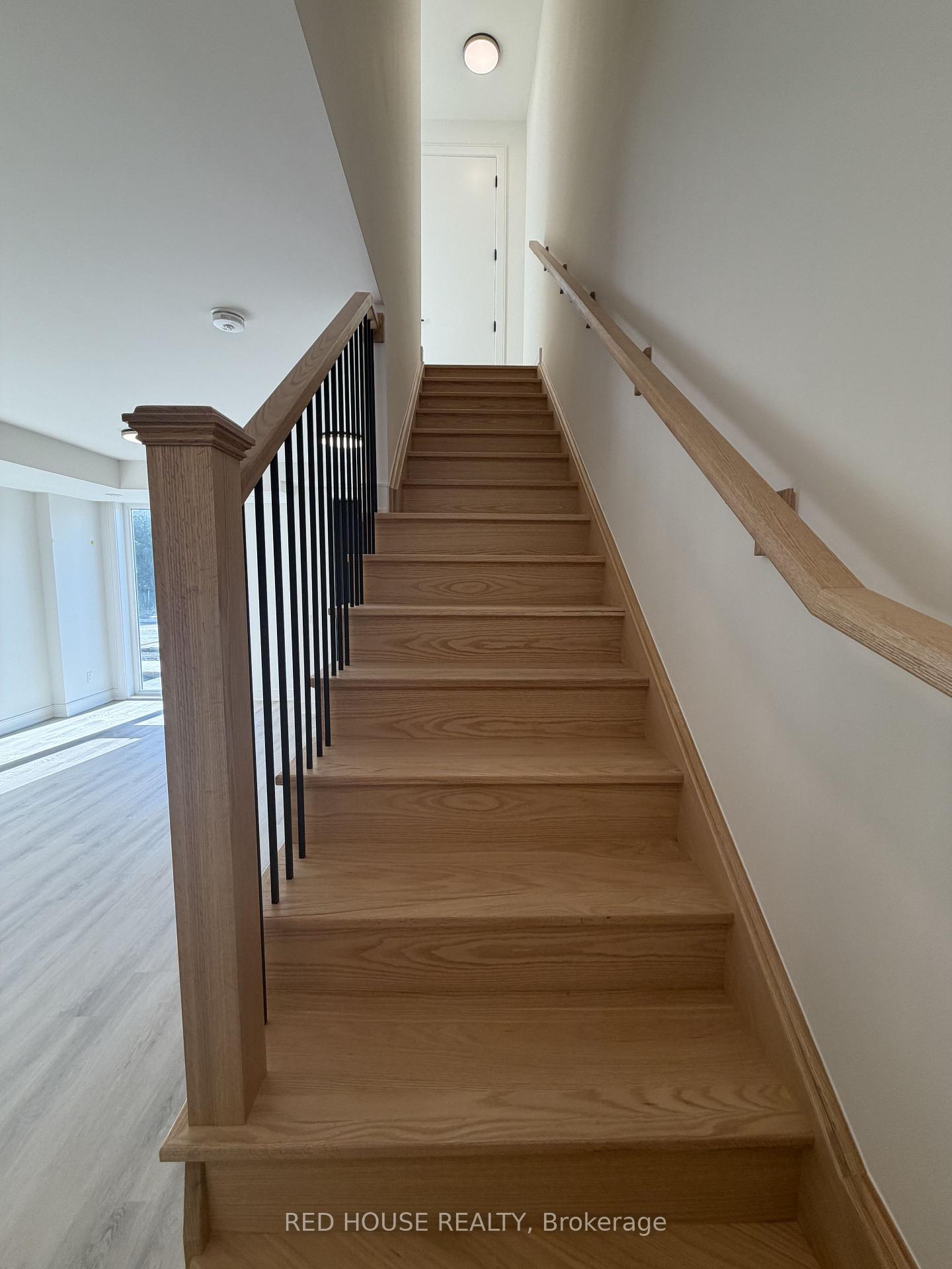 Photo 8 of 238 Ellis Avenue, St. Catharines, Oakdale — HOMEH