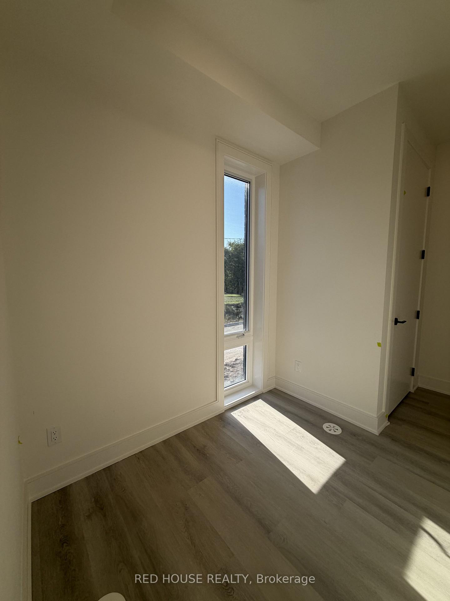 Photo 18 of 238 Ellis Avenue, St. Catharines, Oakdale — HOMEH