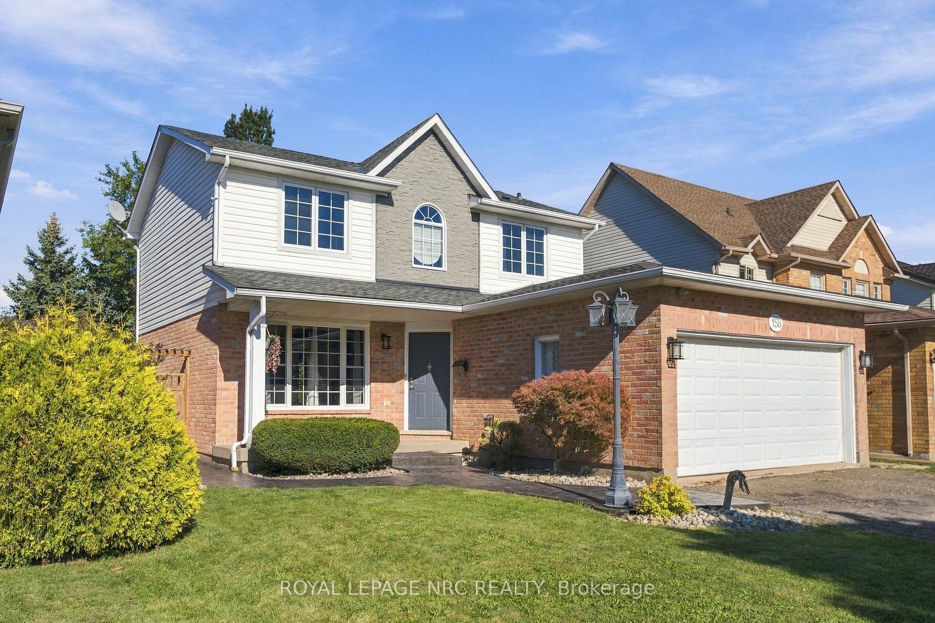 Photo 2 of 158 Confederation Avenue, Thorold, Confederation Heights — HOMEH