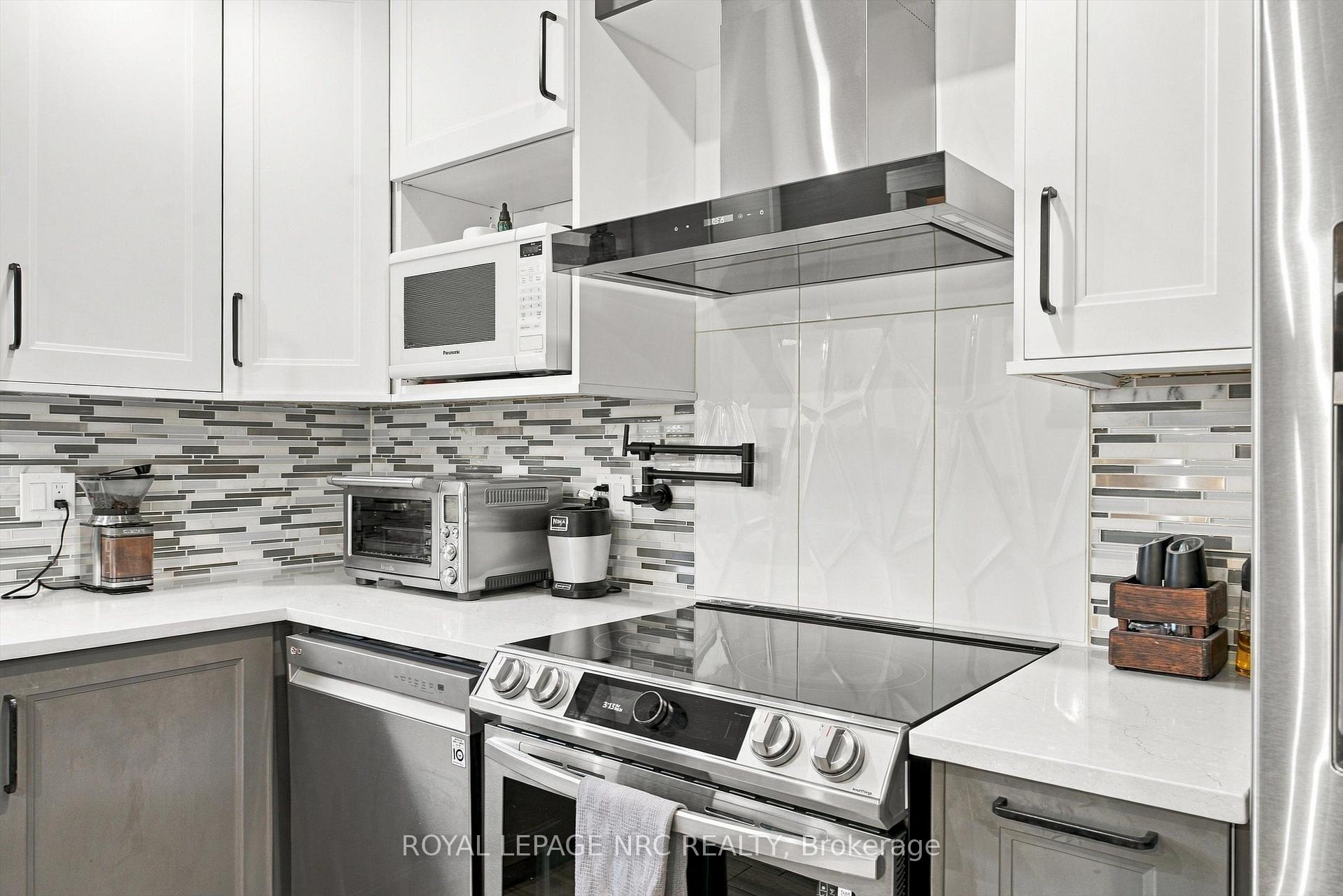 Photo 11 of 158 Confederation Avenue, Thorold, Confederation Heights — HOMEH