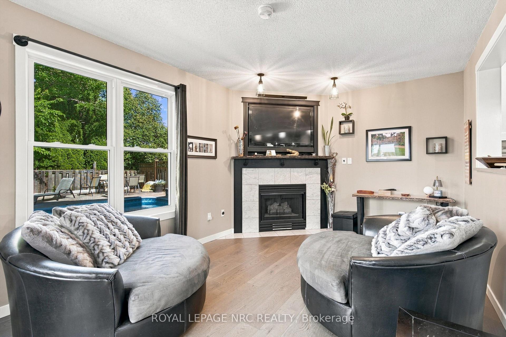 Photo 13 of 158 Confederation Avenue, Thorold, Confederation Heights — HOMEH