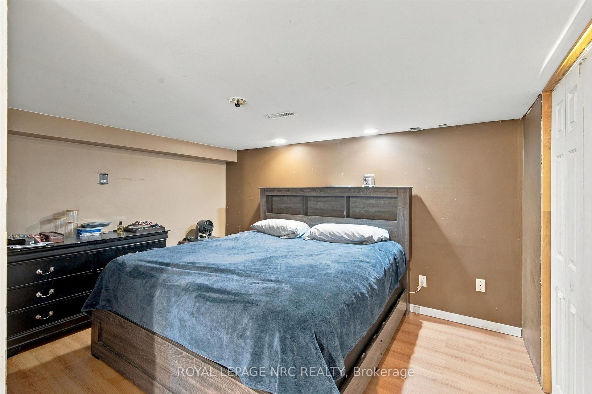 Photo 28 of 158 Confederation Avenue, Thorold, Confederation Heights — HOMEH