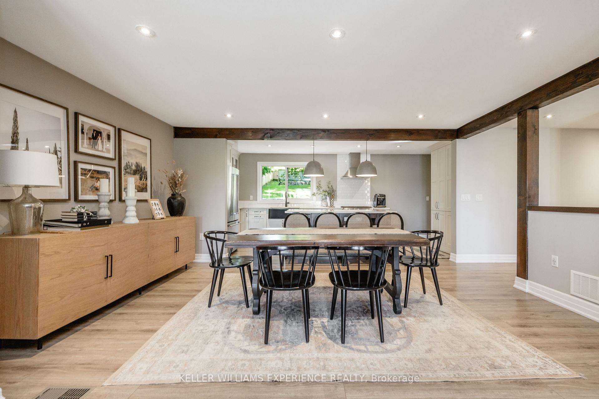 Photo 13 of 41 Little Lake Drive, Barrie, Little Lake — HOMEH