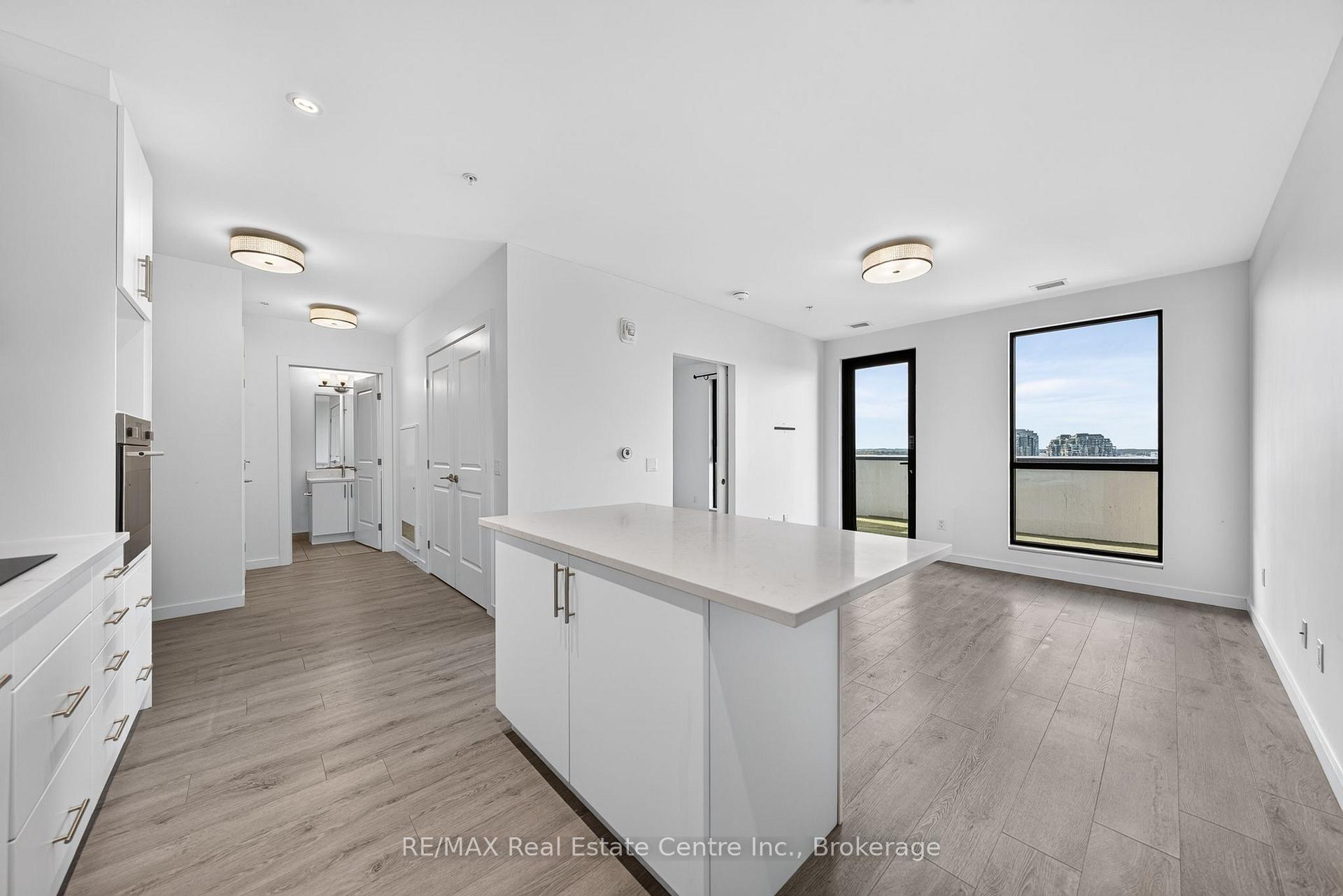 Photo 9 of Unit 1607, 181 King Street S, Waterloo, Uptown West — HOMEH