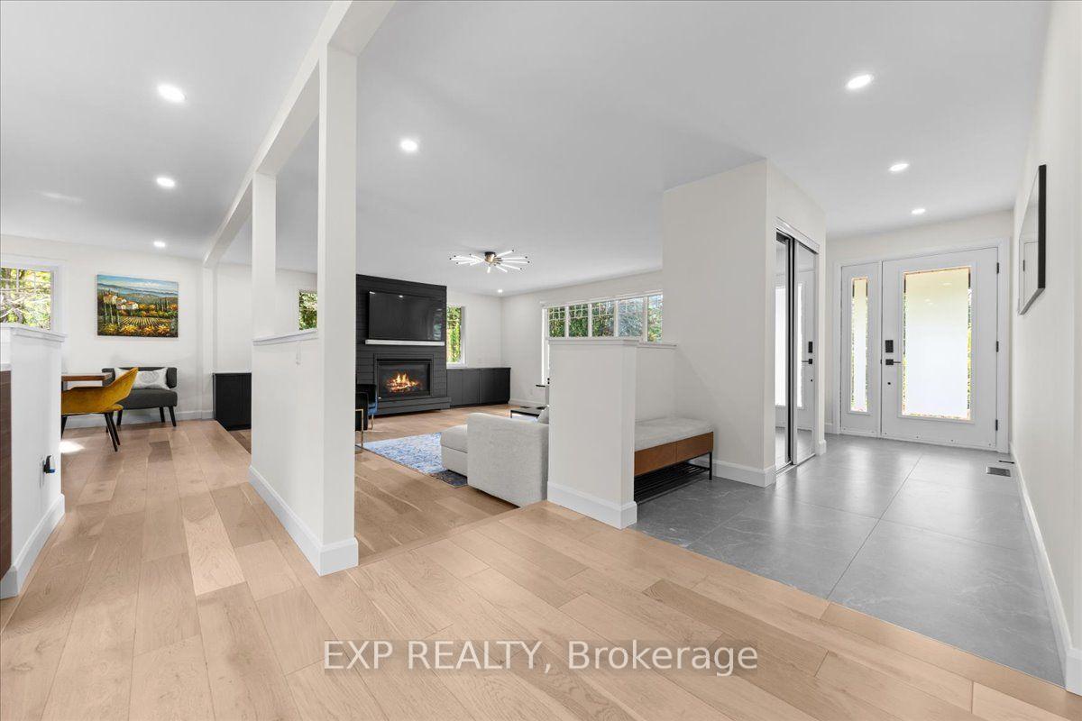 Photo 5 of 5466 Edgewater Drive, Ottawa, Manotick East to Manotick Station — HOMEH