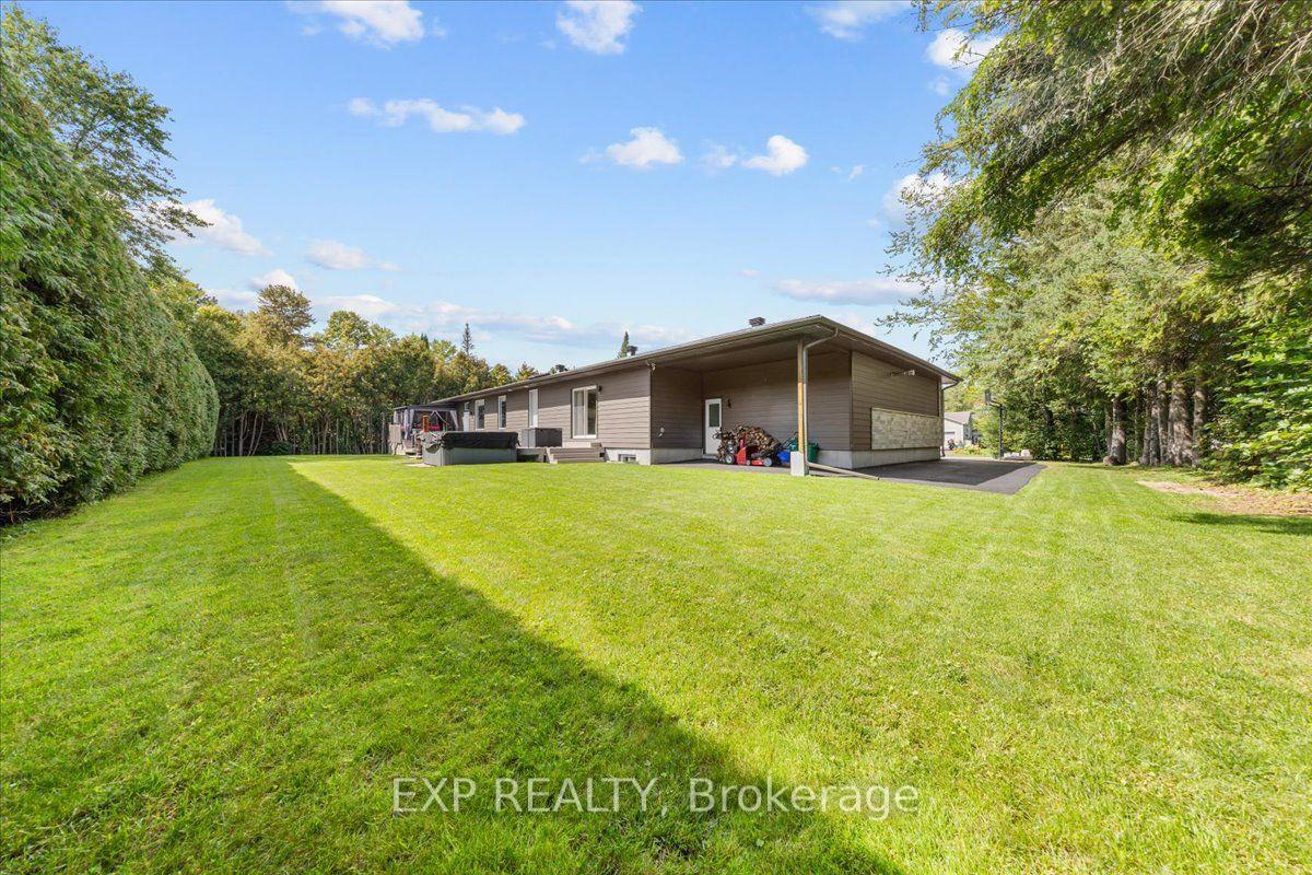 Photo 45 of 5466 Edgewater Drive, Ottawa, Manotick East to Manotick Station — HOMEH