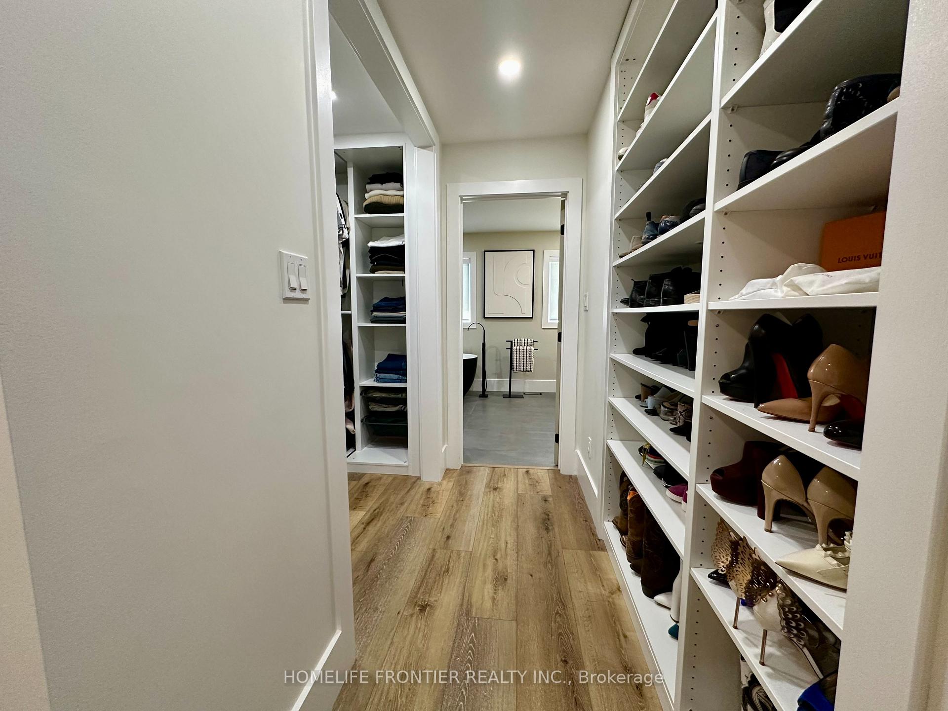 Photo 16 of 62 Russell Barton Lane, Uxbridge — HOMEH