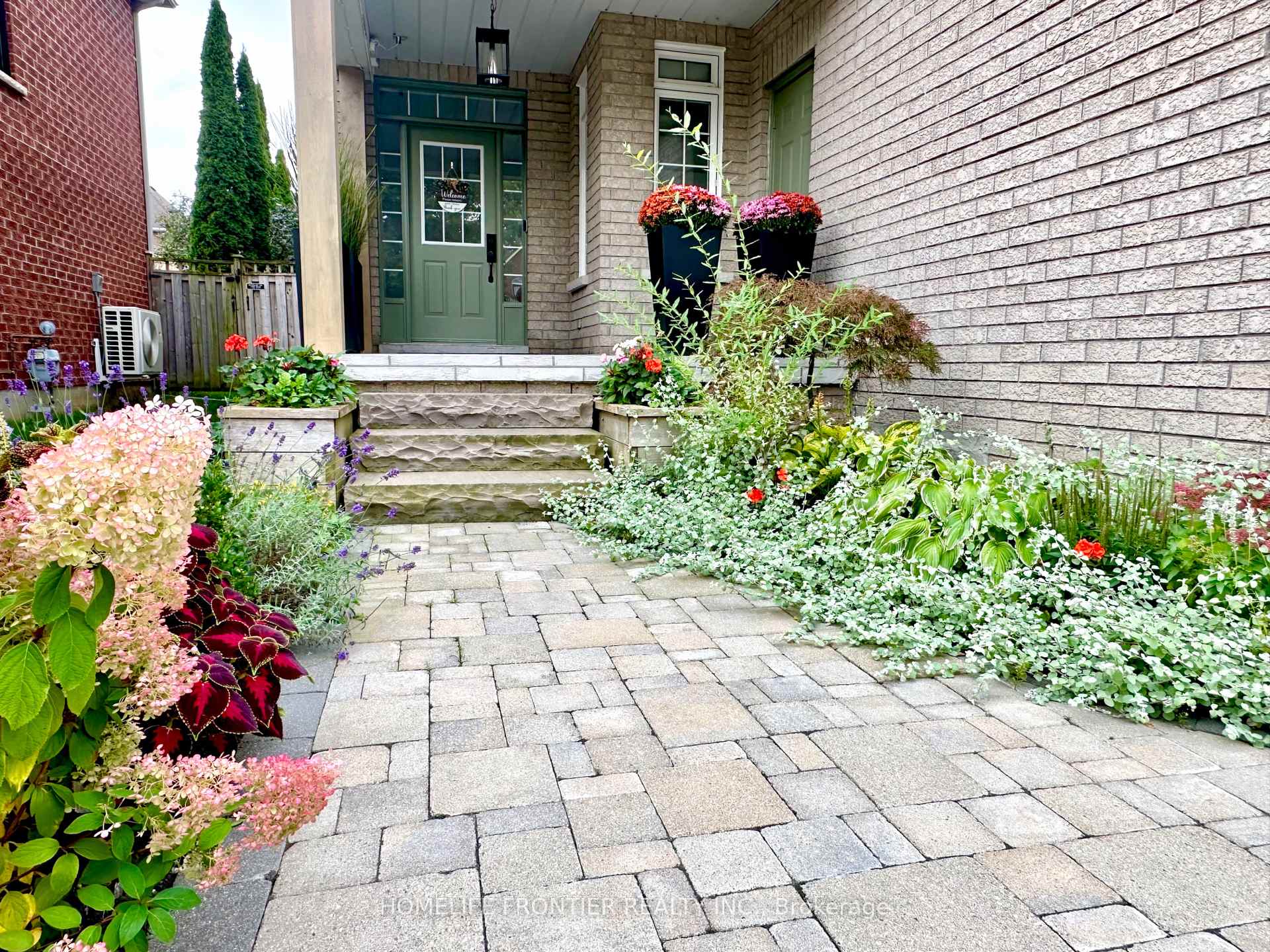 Photo 38 of 62 Russell Barton Lane, Uxbridge — HOMEH