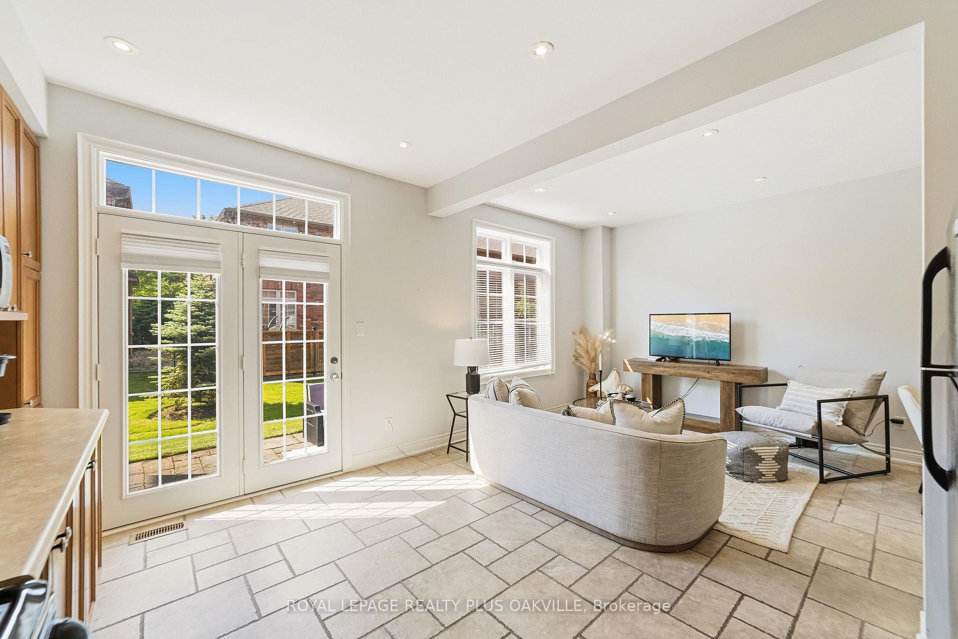 Photo 15 of Unit 24, 2282 Orchard Road, Burlington, Orchard — HOMEH