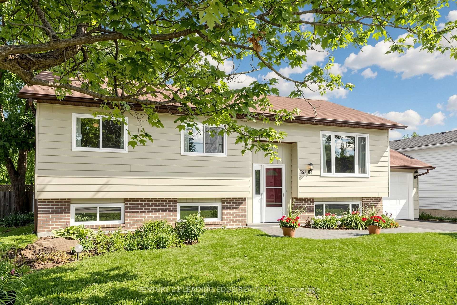 Photo of 553 James Street