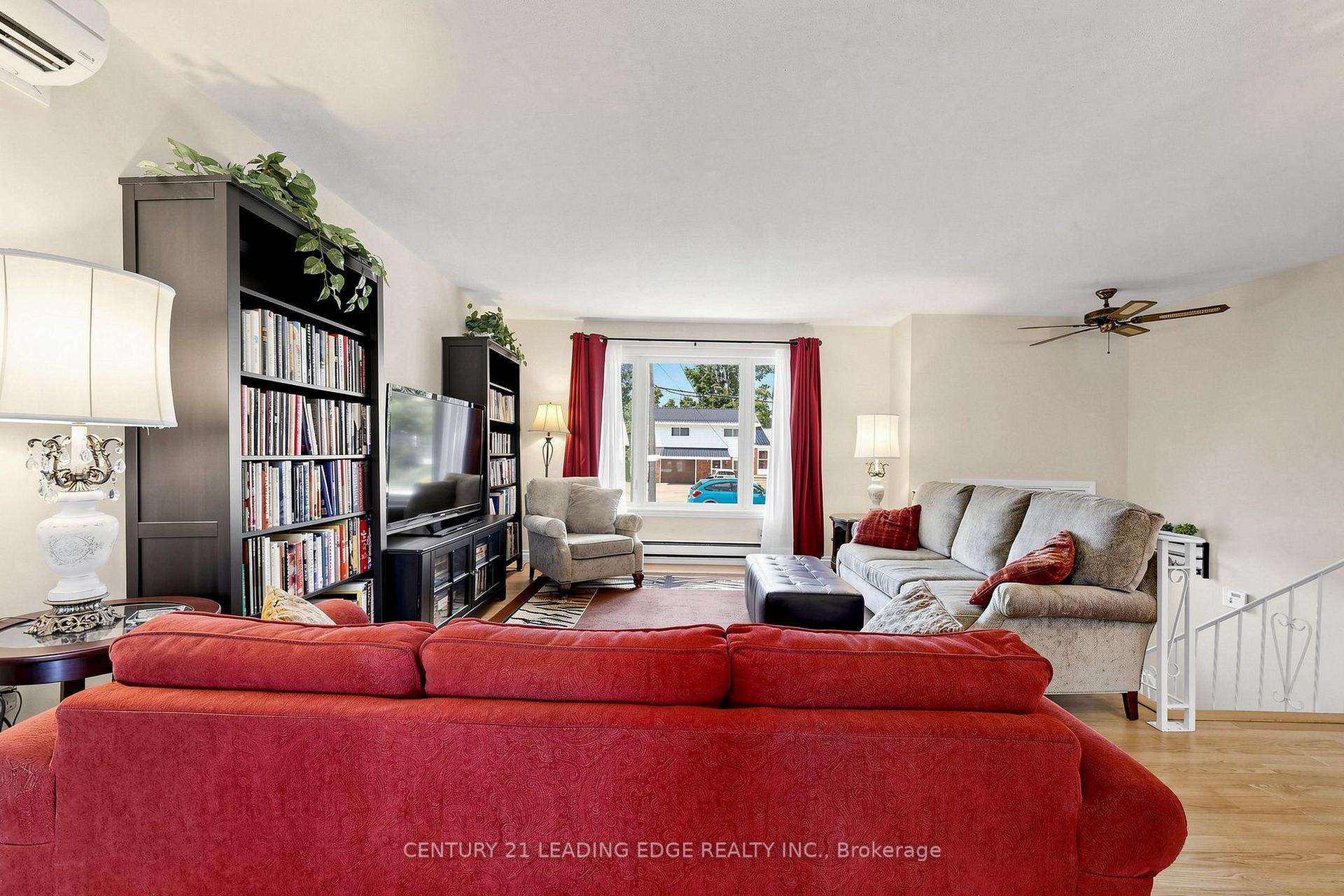 Photo 4 of 553 James Street, Brock, Beaverton — HOMEH