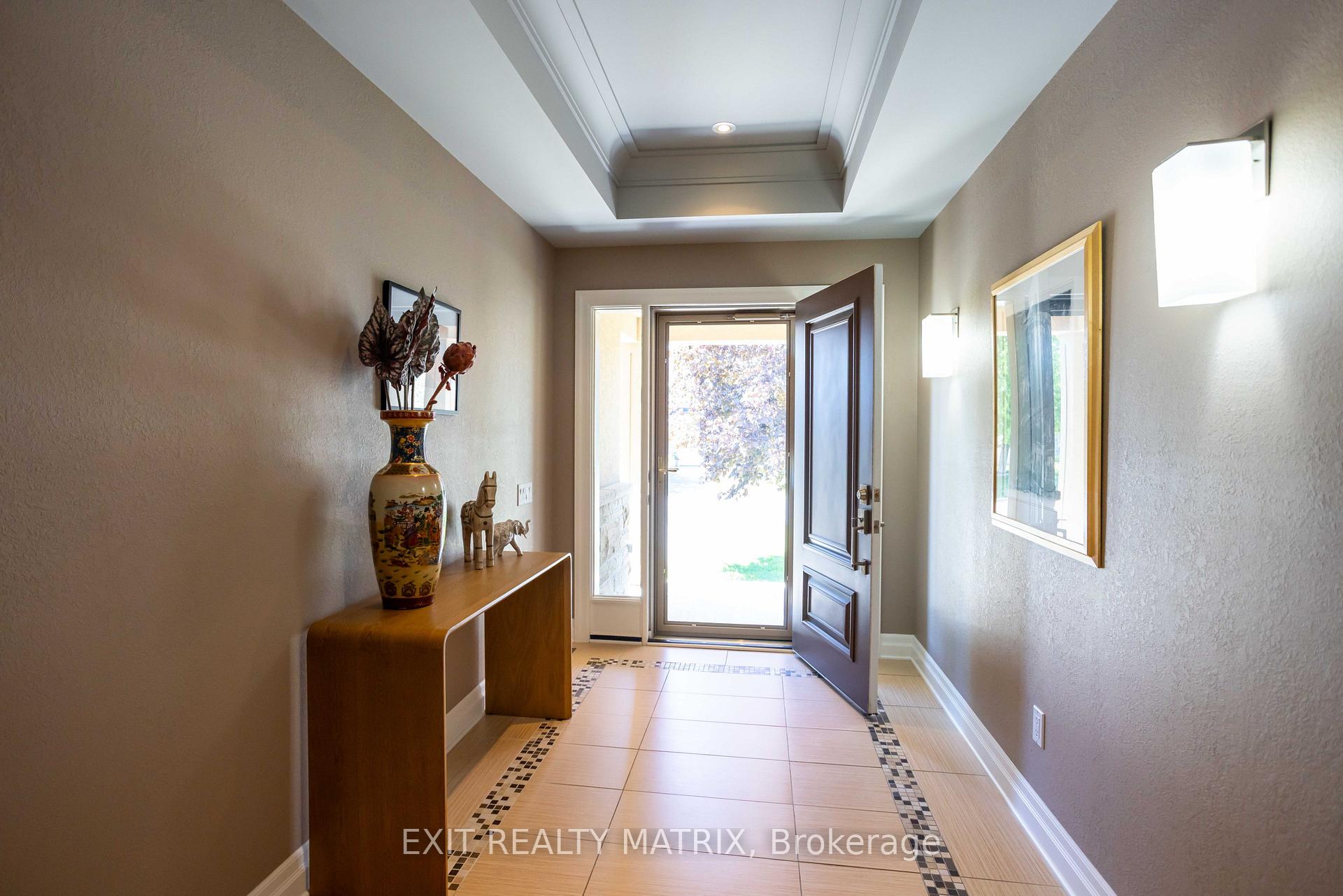 Photo 4 of 79 Radisson Drive, Russell, Embrun — HOMEH