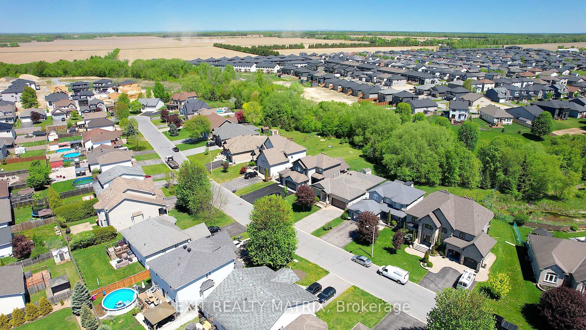 Photo 48 of 79 Radisson Drive, Russell, Embrun — HOMEH